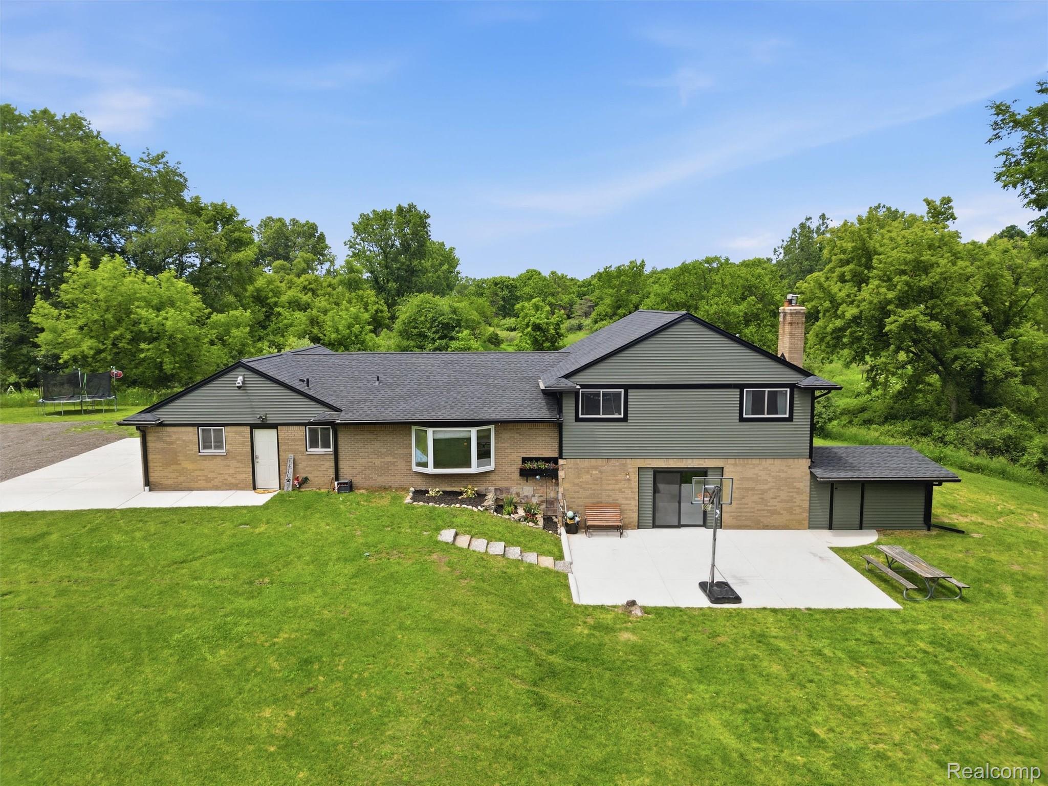 8620 Joey Drive