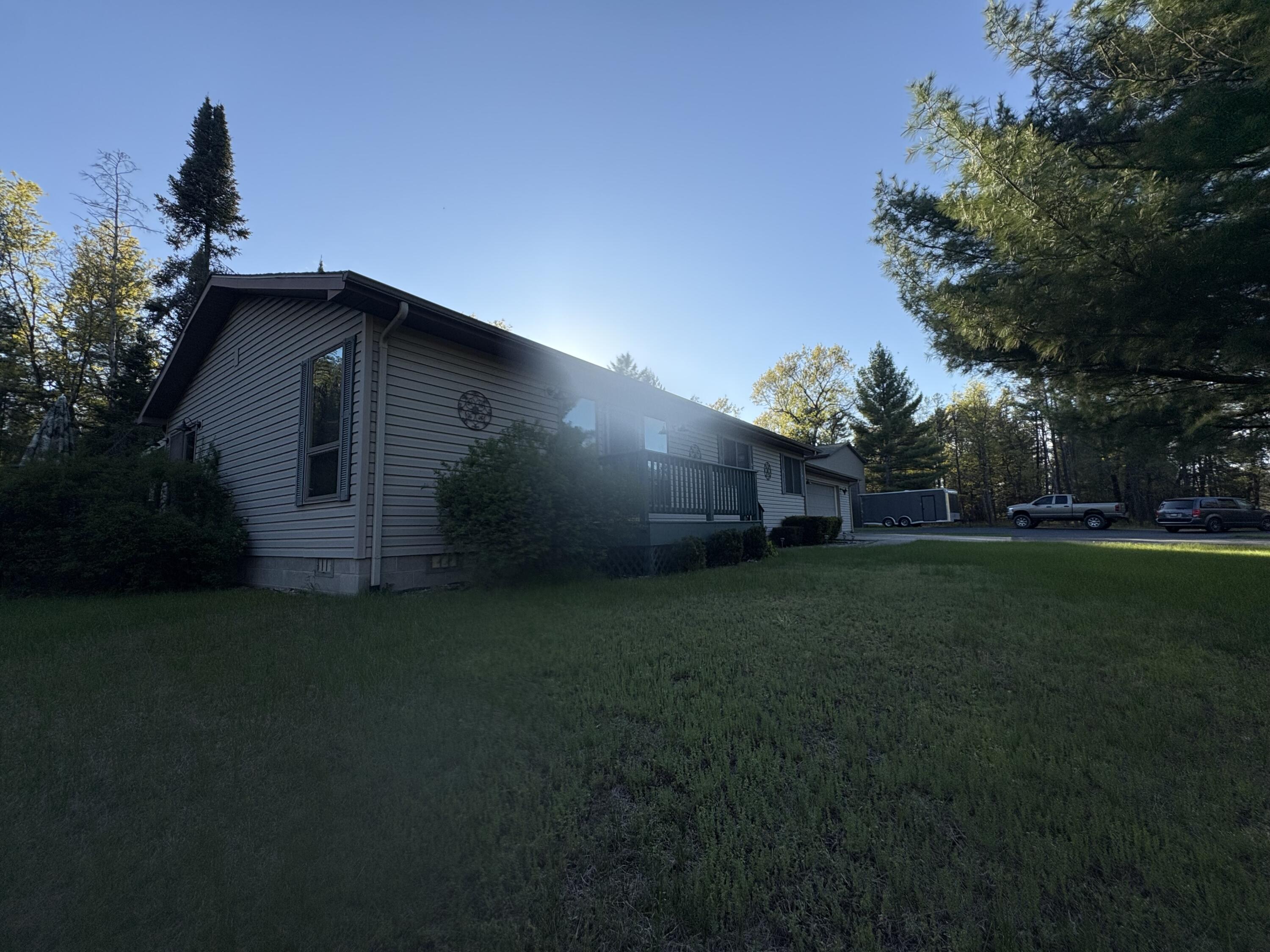 1995 Vaughn Road