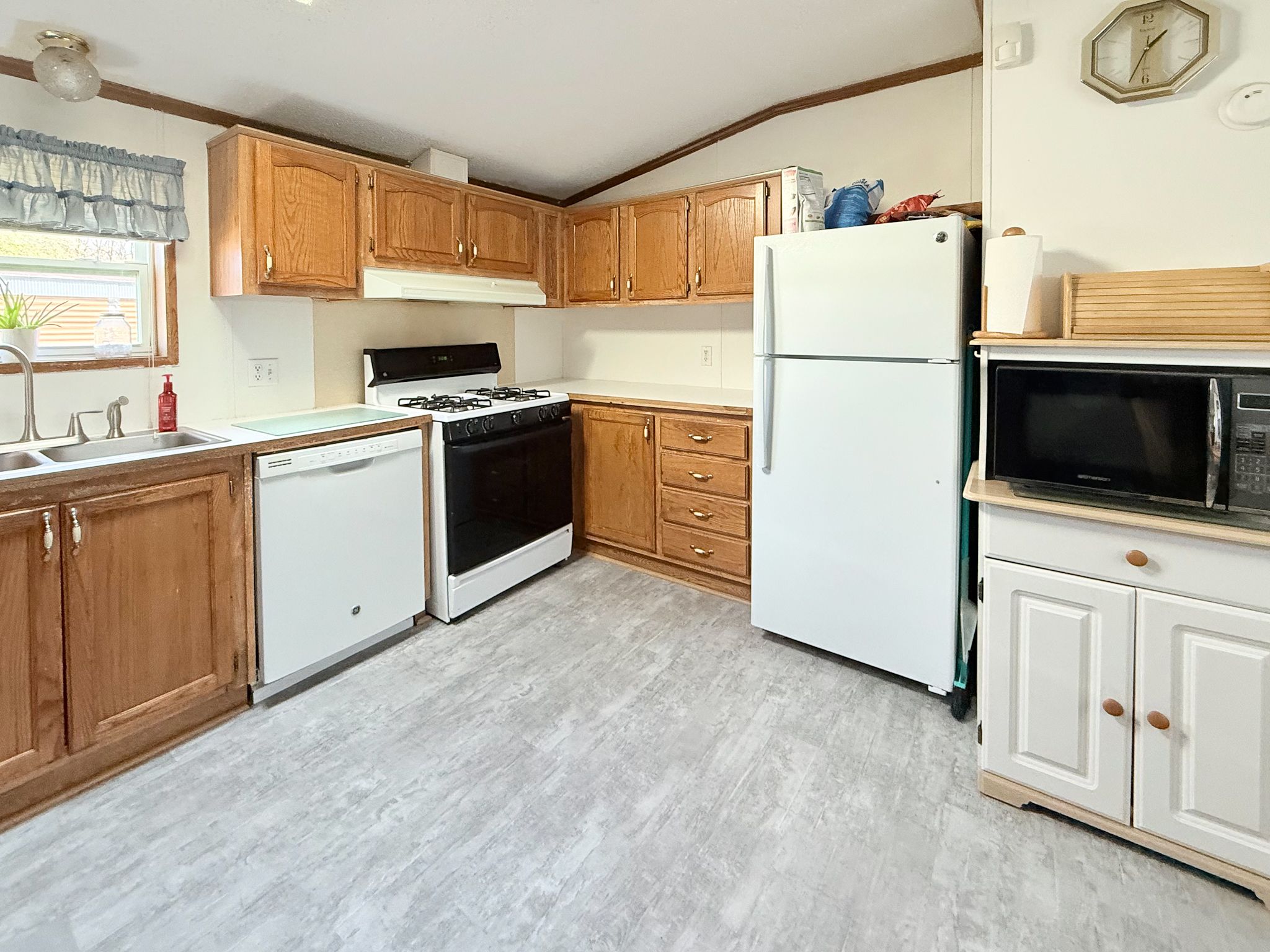 1515 RIDGE Road, Lot#46