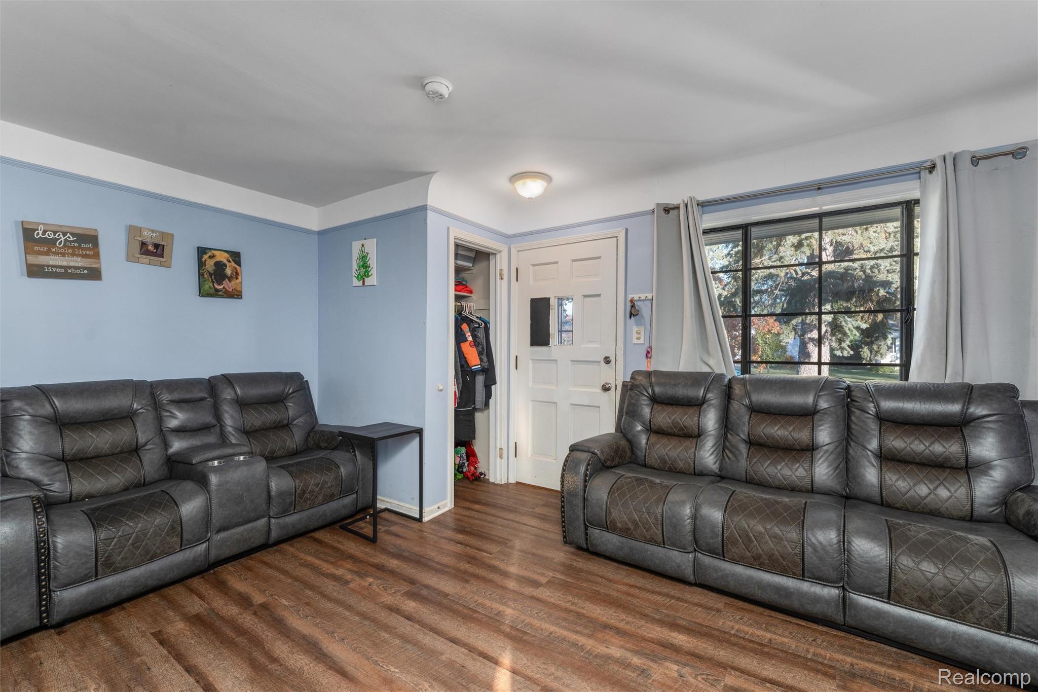 26035 Barrington Street