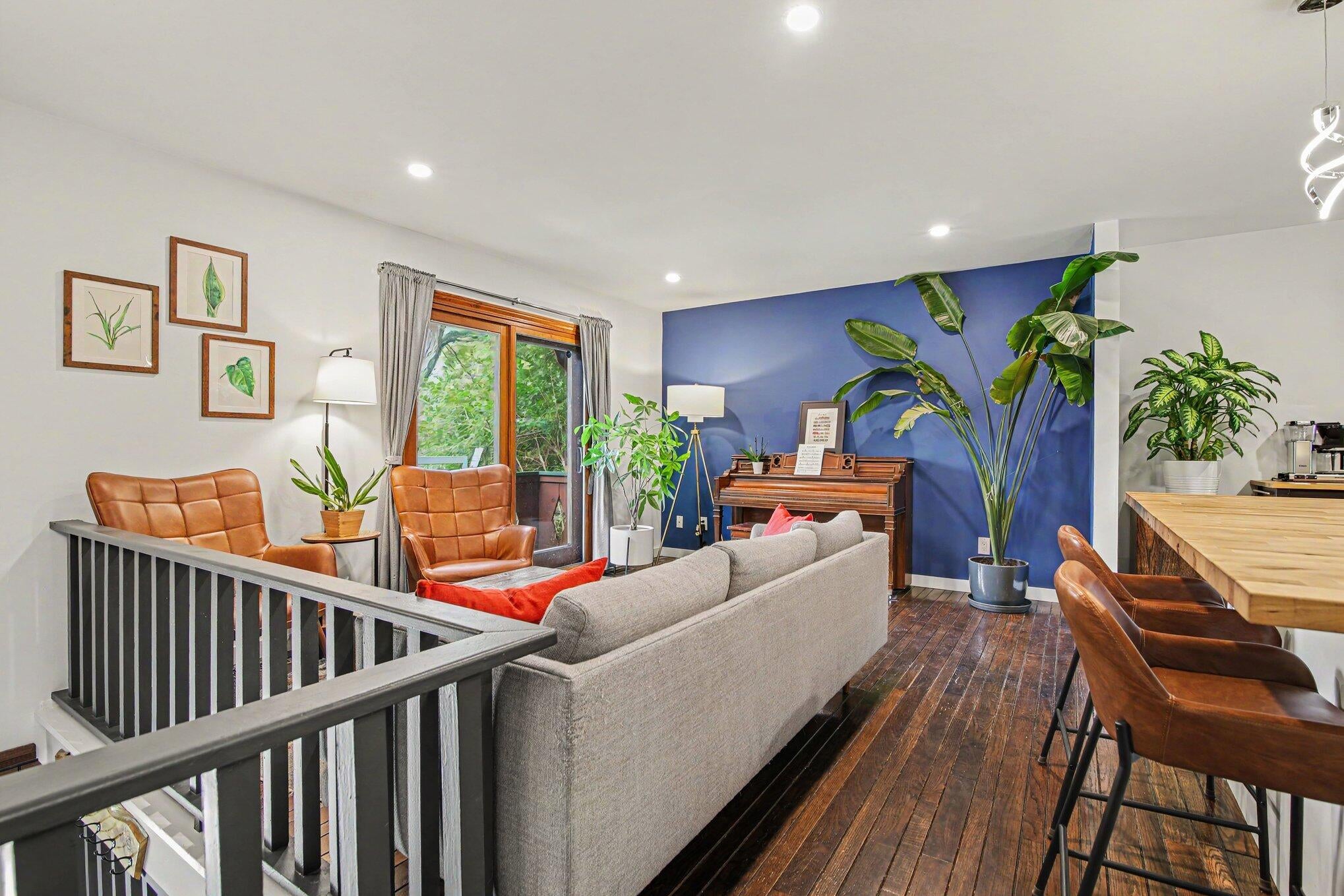 1780 David Court