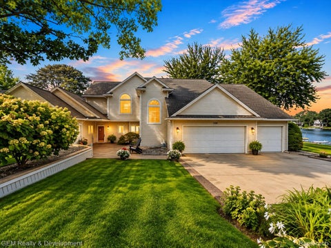 Photo for 146 Castlewood Drive