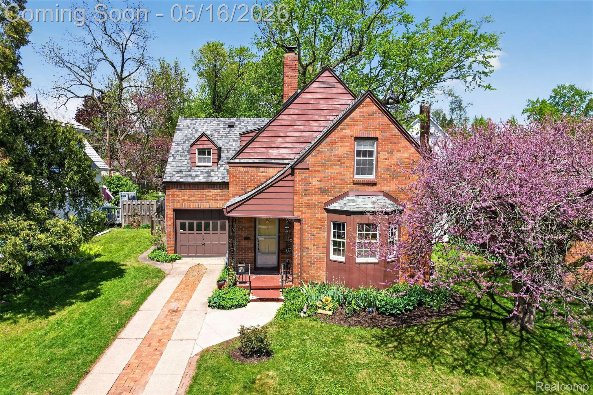 1817 Montclair Avenue
