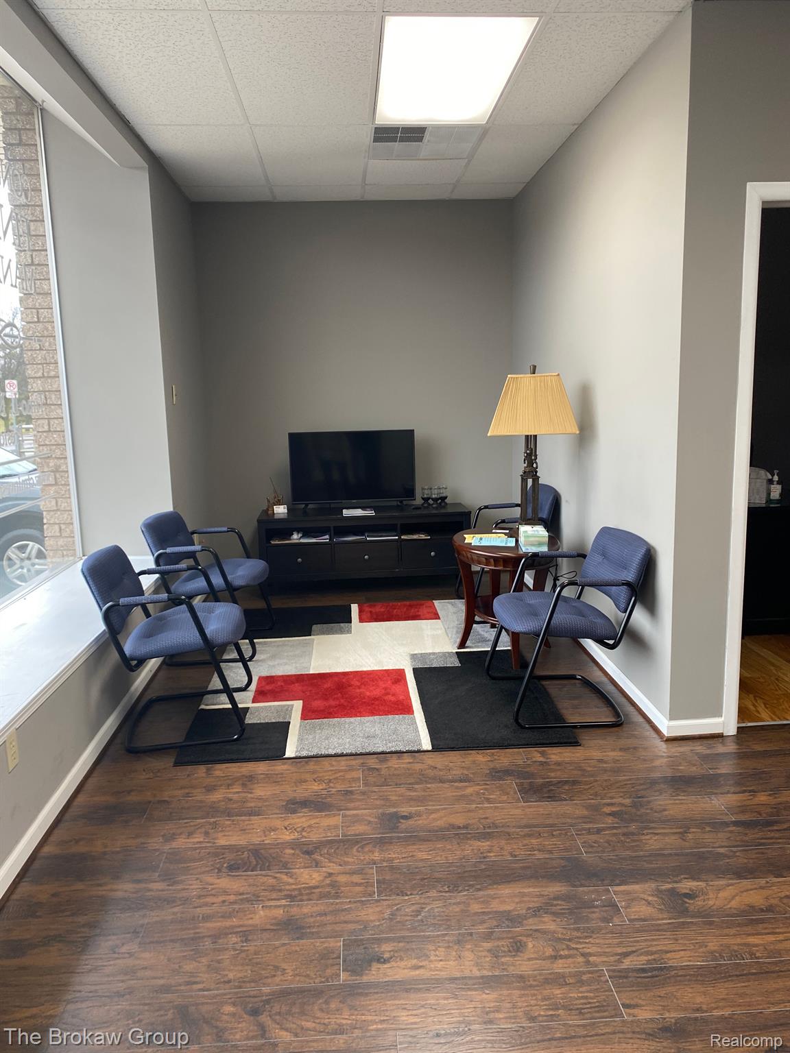 4 E NEPESSING Street