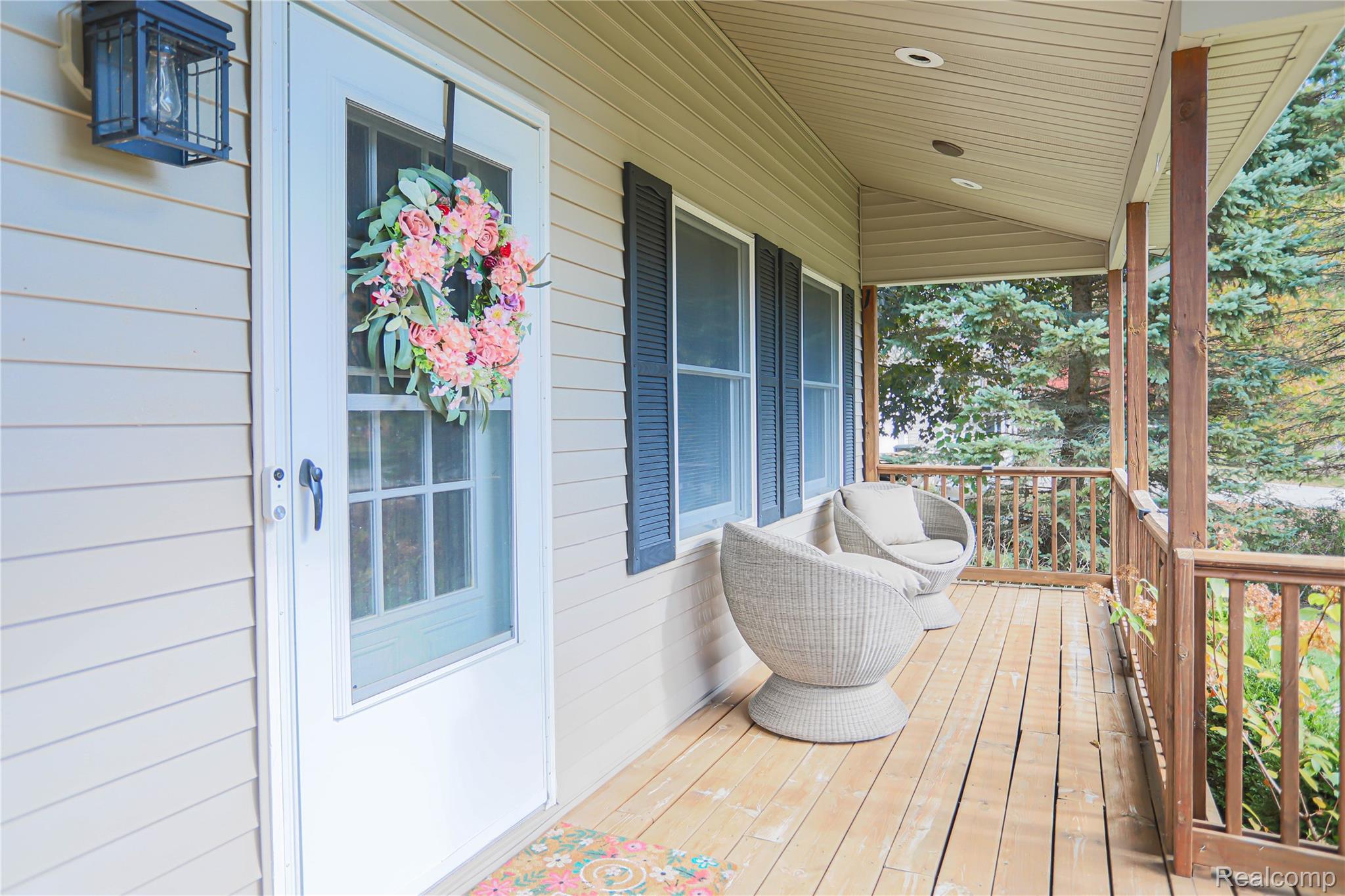 Clyde Township, Michigan 48049, United States, 3 Bedrooms Bedrooms, ,3 BathroomsBathrooms,Residential,Pending,226583