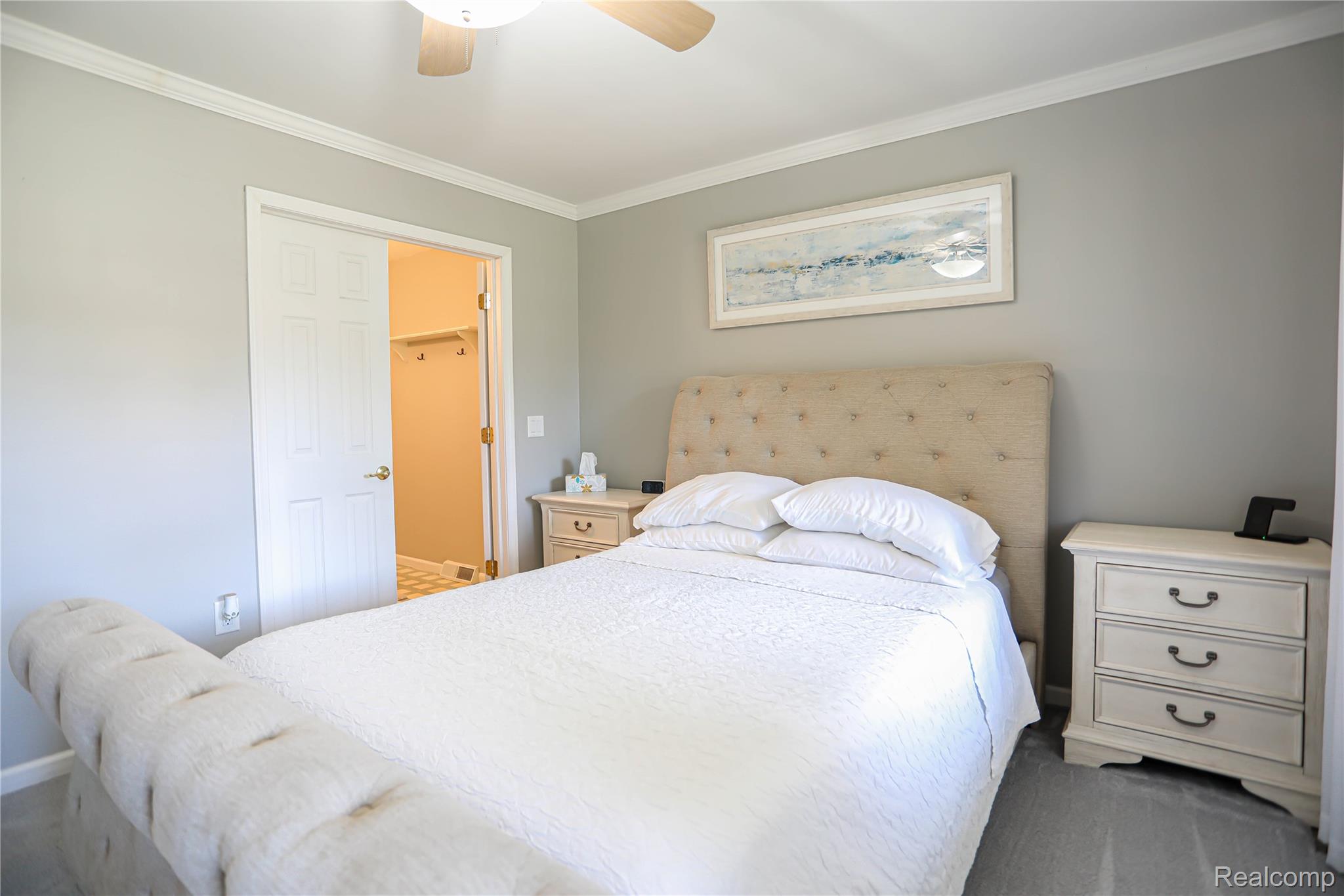 Clyde Township, Michigan 48049, United States, 3 Bedrooms Bedrooms, ,3 BathroomsBathrooms,Residential,Pending,226583