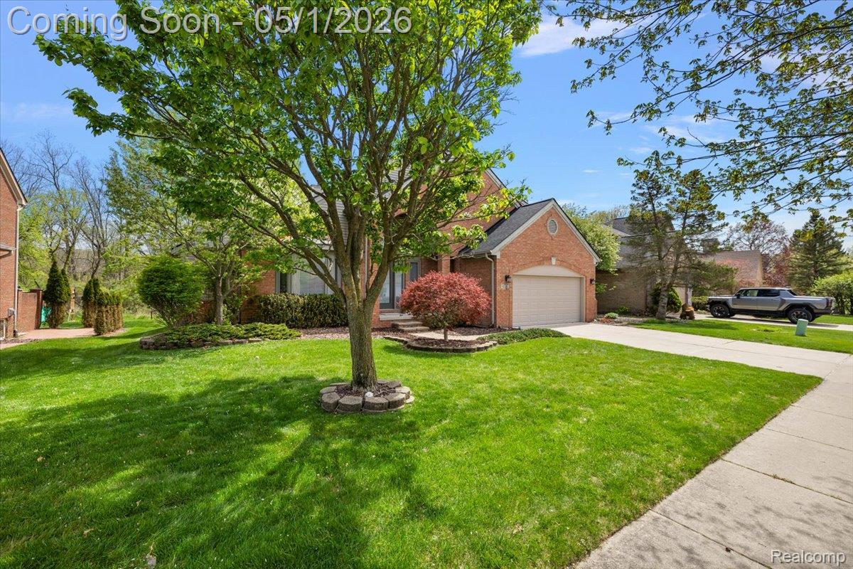 43316 Ashbury Drive