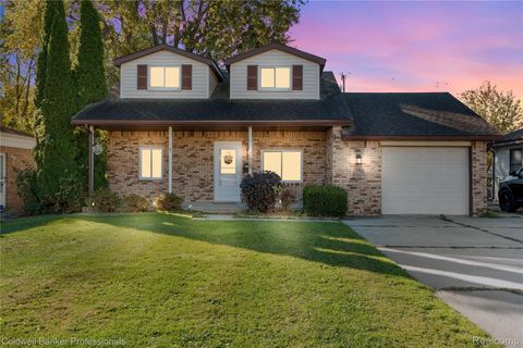 21720 Evergreen Street St Clair Shores City MI 48082
