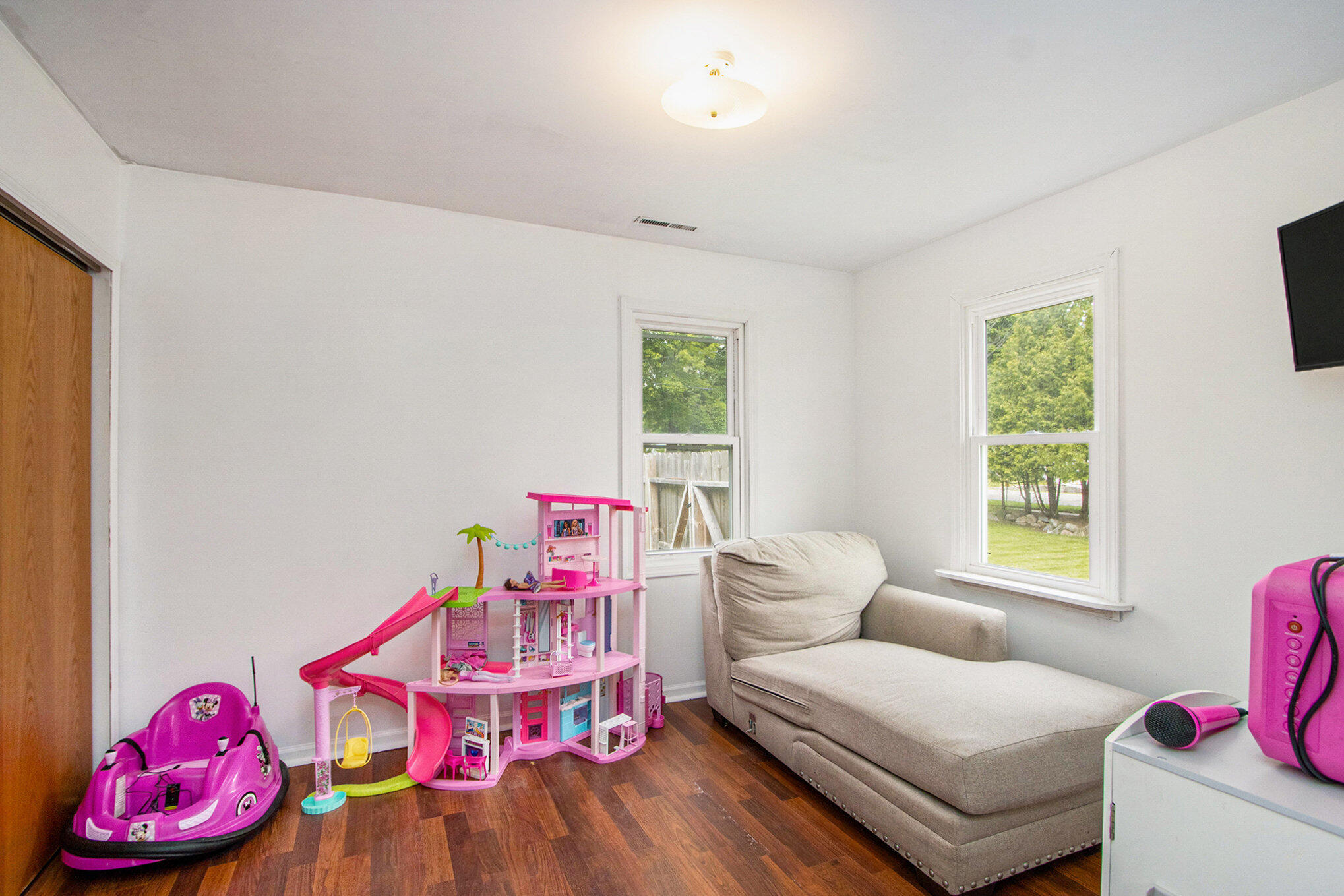 Kalamazoo City, Michigan 49008, United States, 3 Bedrooms Bedrooms, ,1 BathroomBathrooms,Residential,Active,169226