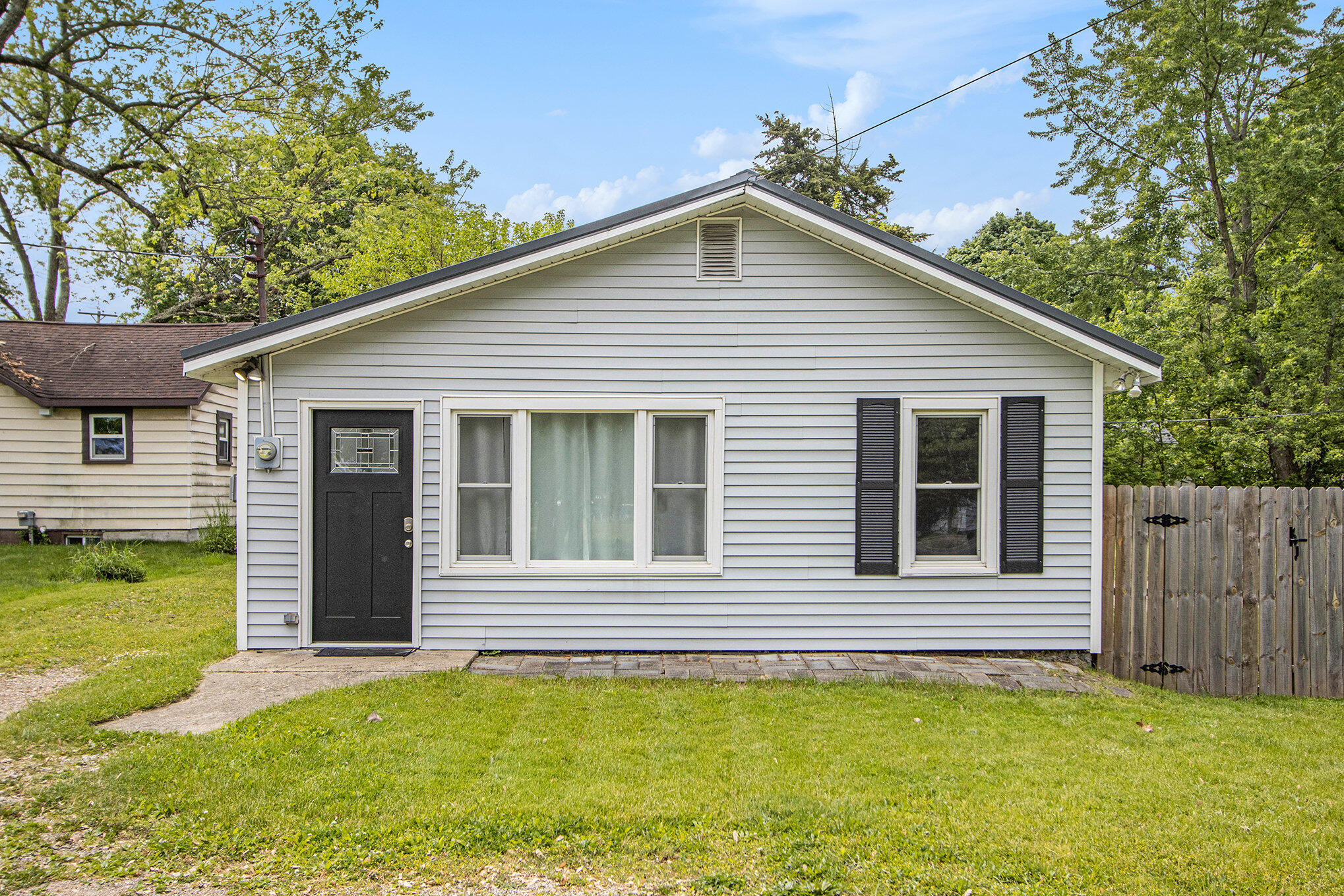 Kalamazoo City, Michigan 49008, United States, 3 Bedrooms Bedrooms, ,1 BathroomBathrooms,Residential,Active,169226