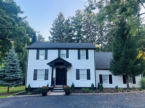 1785 Ward Road Bloomfield Hills City MI 48302