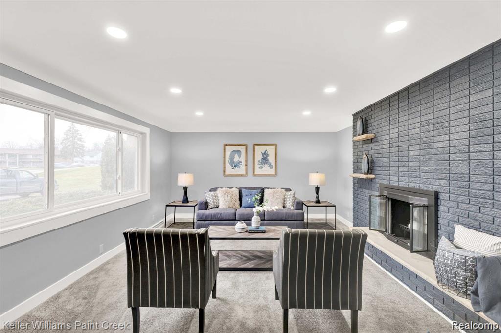 2330 Walton Boulevard