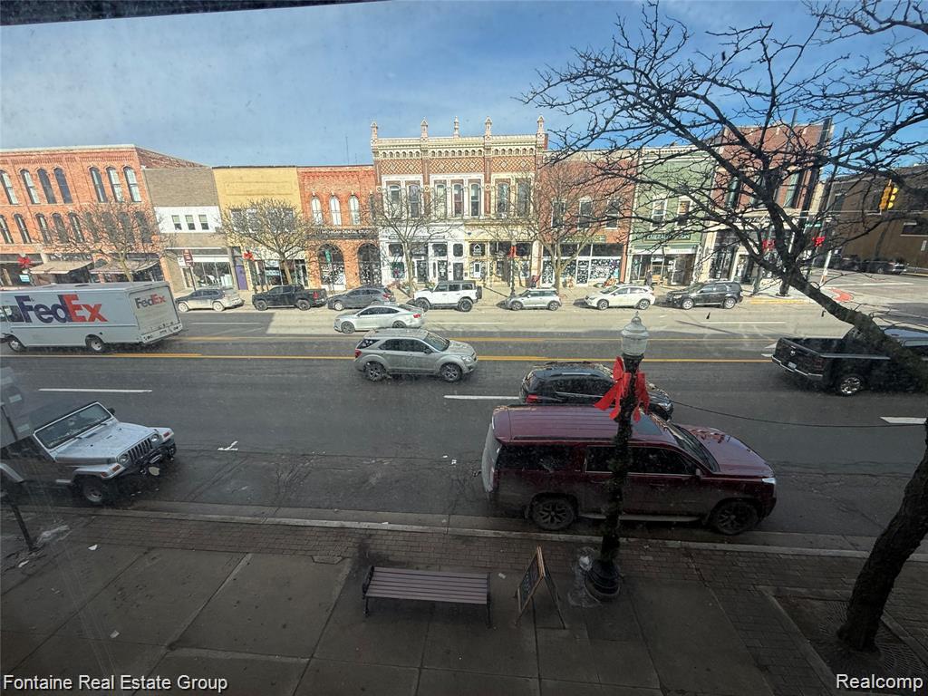 107 W Grand River Avenue