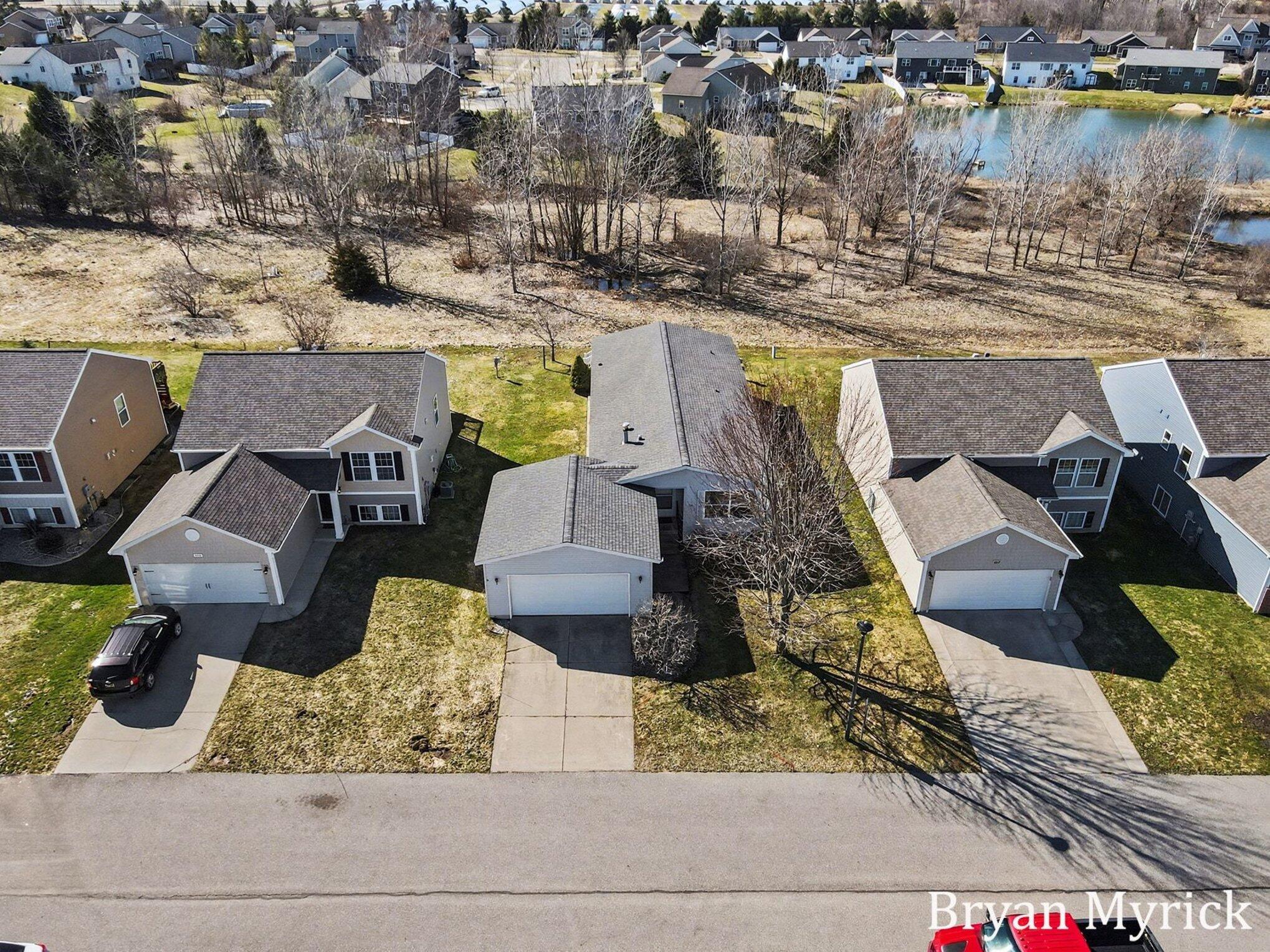 6589 Moss Lake Drive