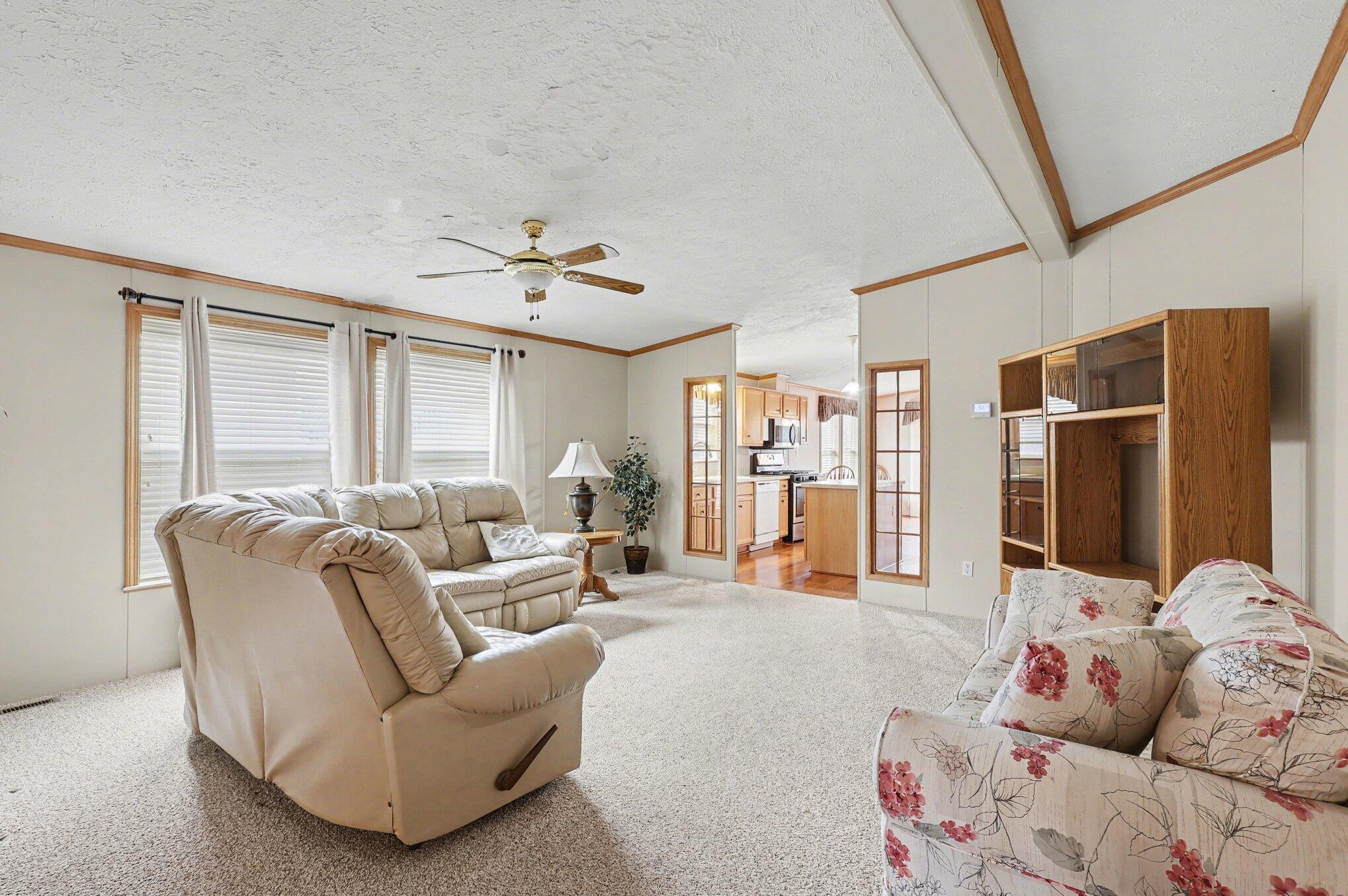 6589 Moss Lake Drive