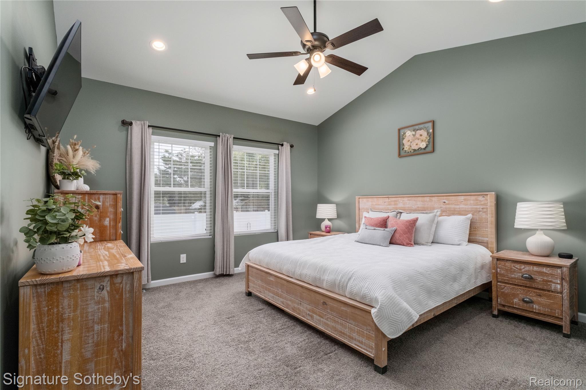 38671 Belliveau Street