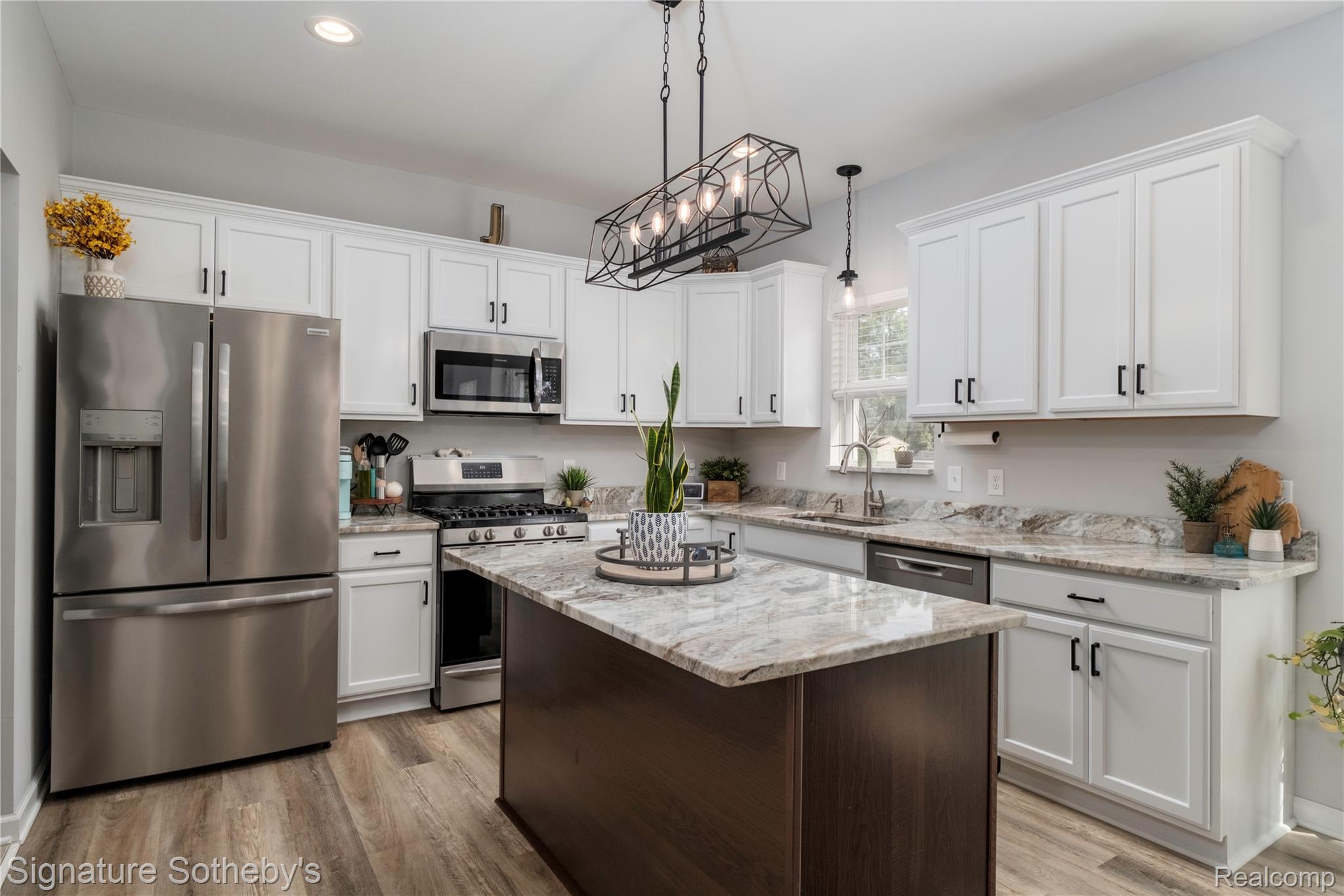 38671 Belliveau Street