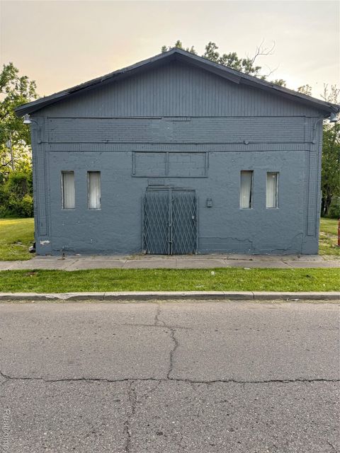 17885 Dequindre Street Detroit City MI 48212