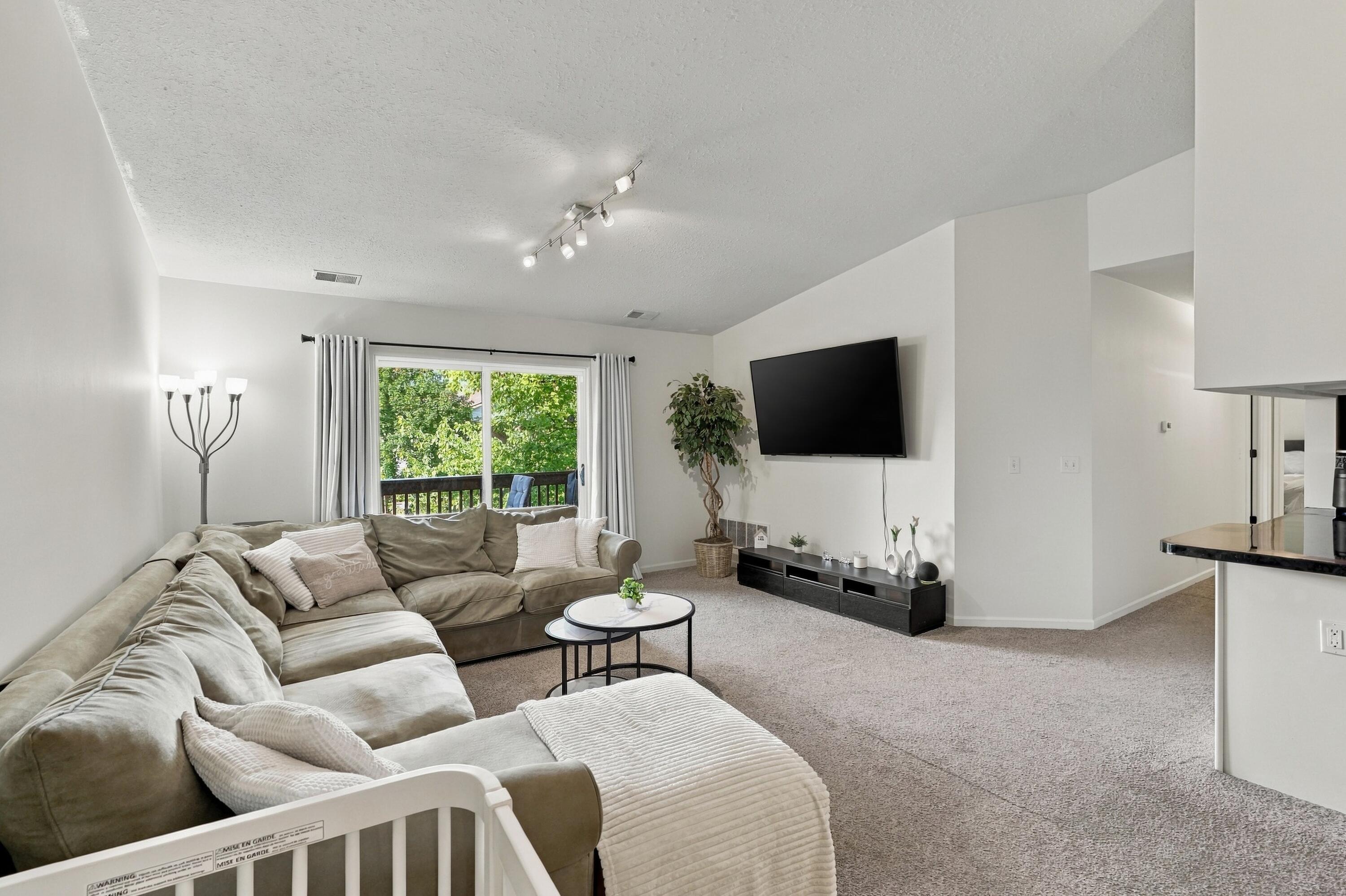 9634 Sawgrass Court 7