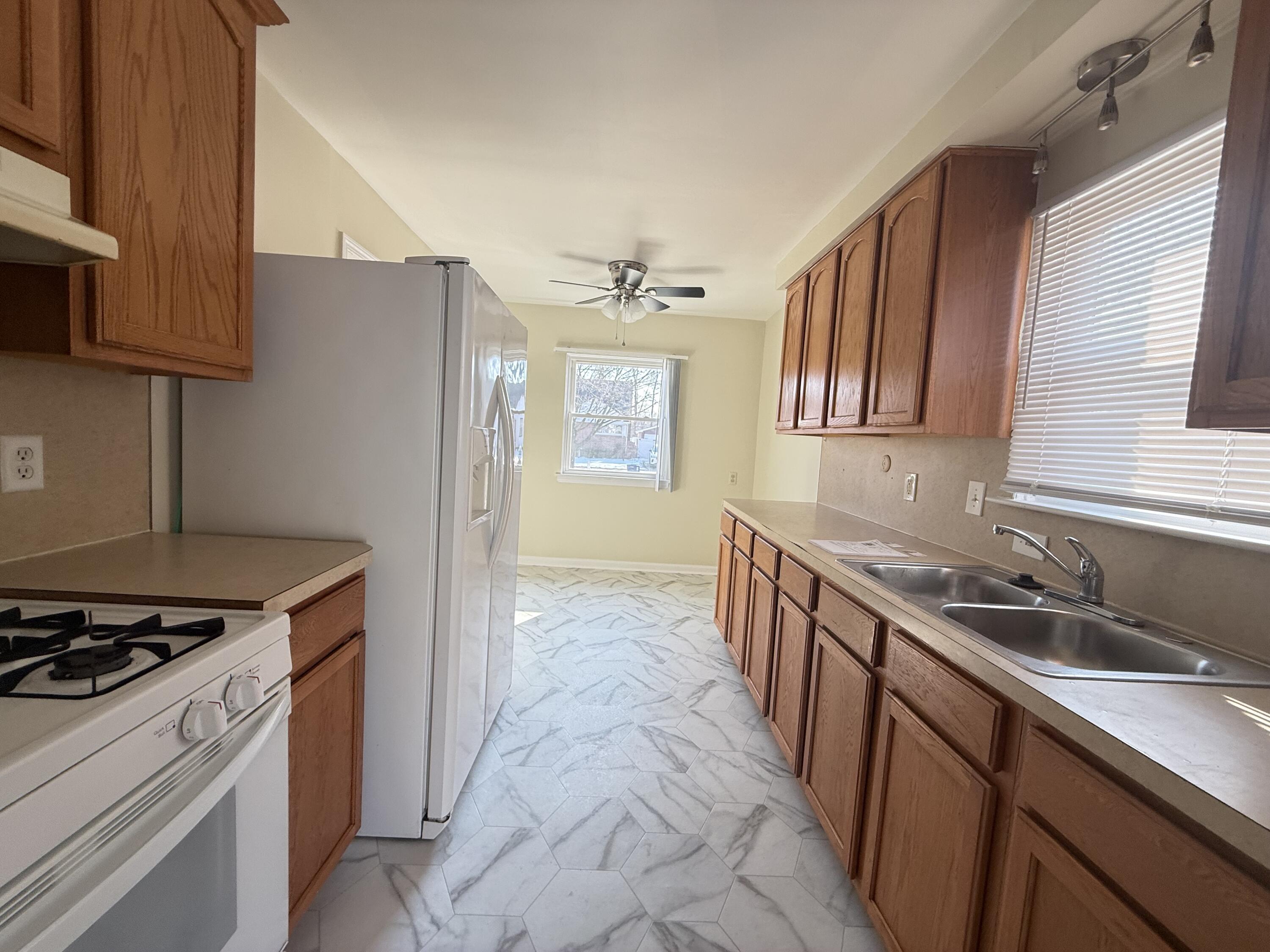 844 Harrison Boulevard