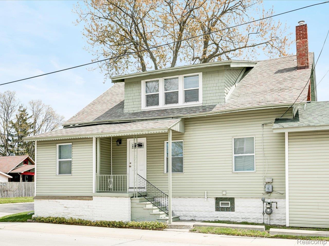 1639 LAPEER Avenue