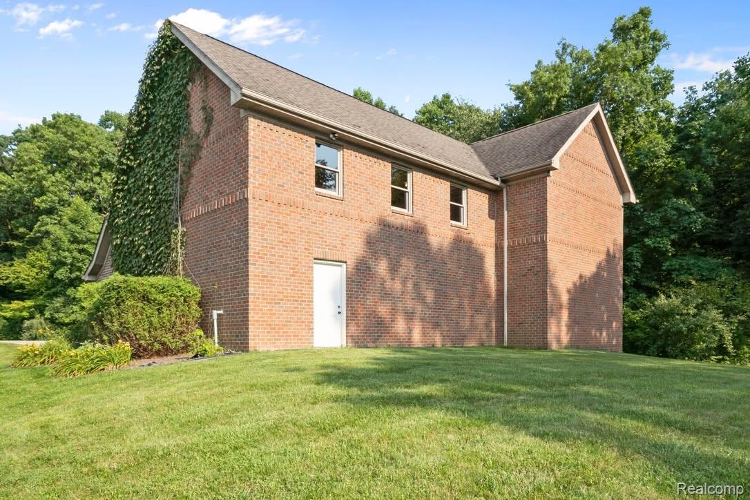5557 Cobble Lane