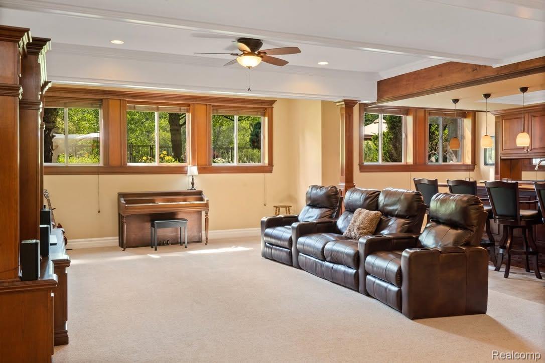 5557 Cobble Lane