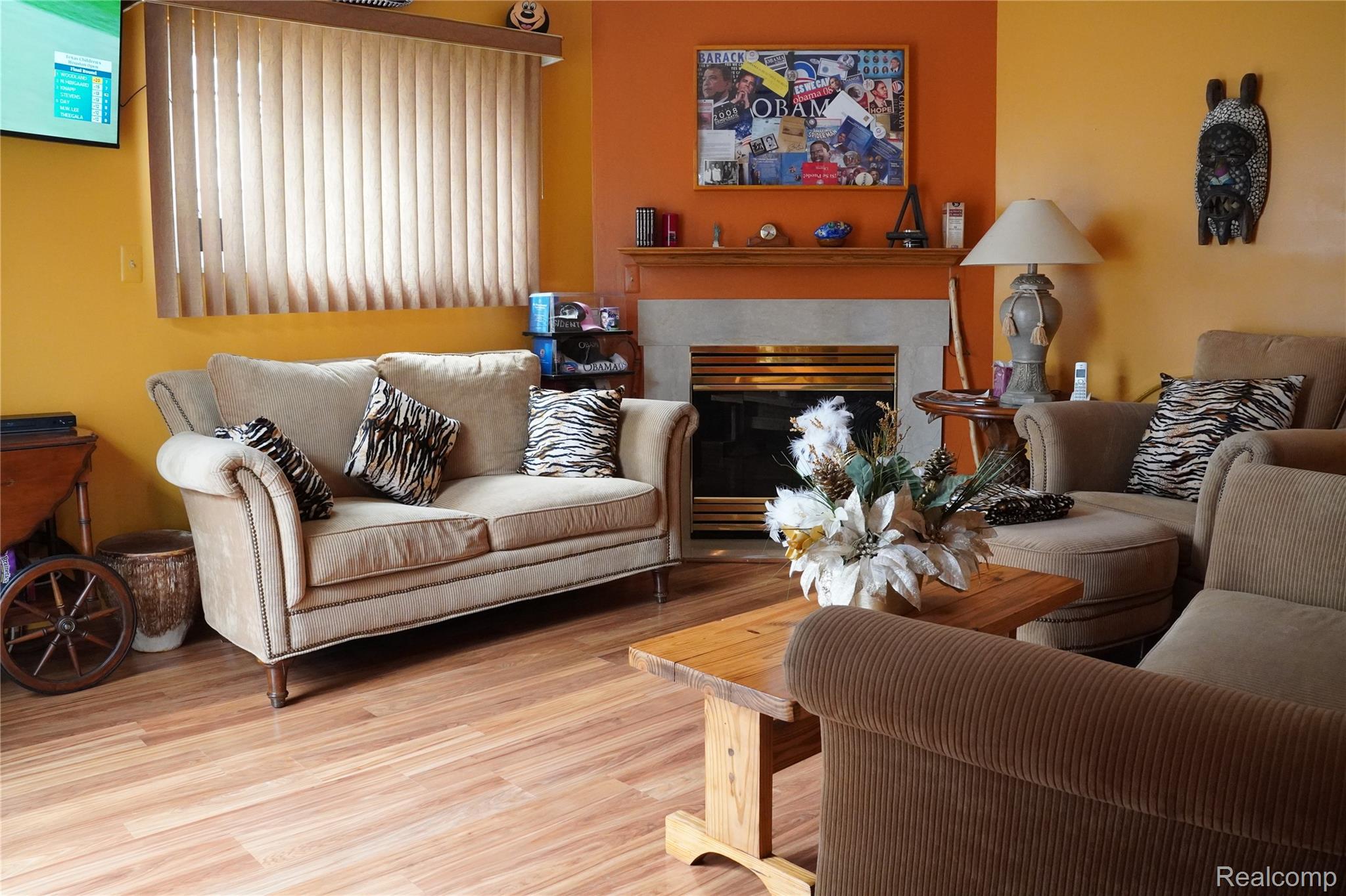 19445 McIntyre Street