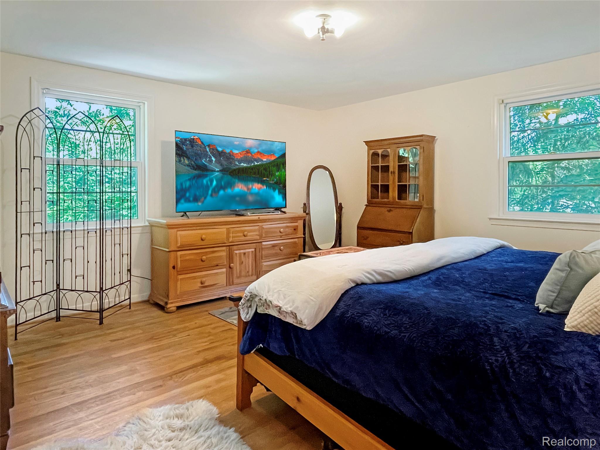 Oakland Charter Township, Michigan 48306, United States, 3 Bedrooms Bedrooms, ,3 BathroomsBathrooms,Residential,Active,172878