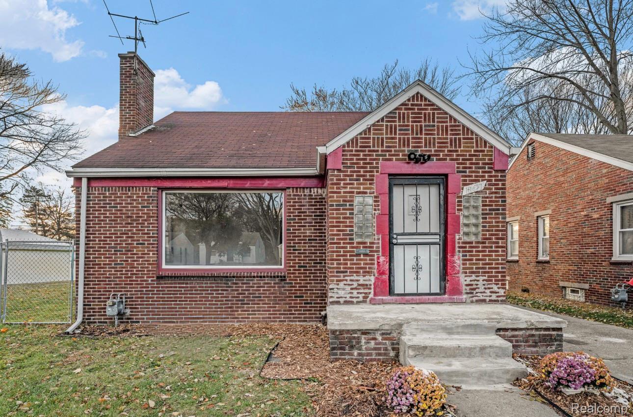 Detroit, Michigan 48235, United States, 3 Bedrooms Bedrooms, ,2 BathroomsBathrooms,Residential,Coming Soon,242180