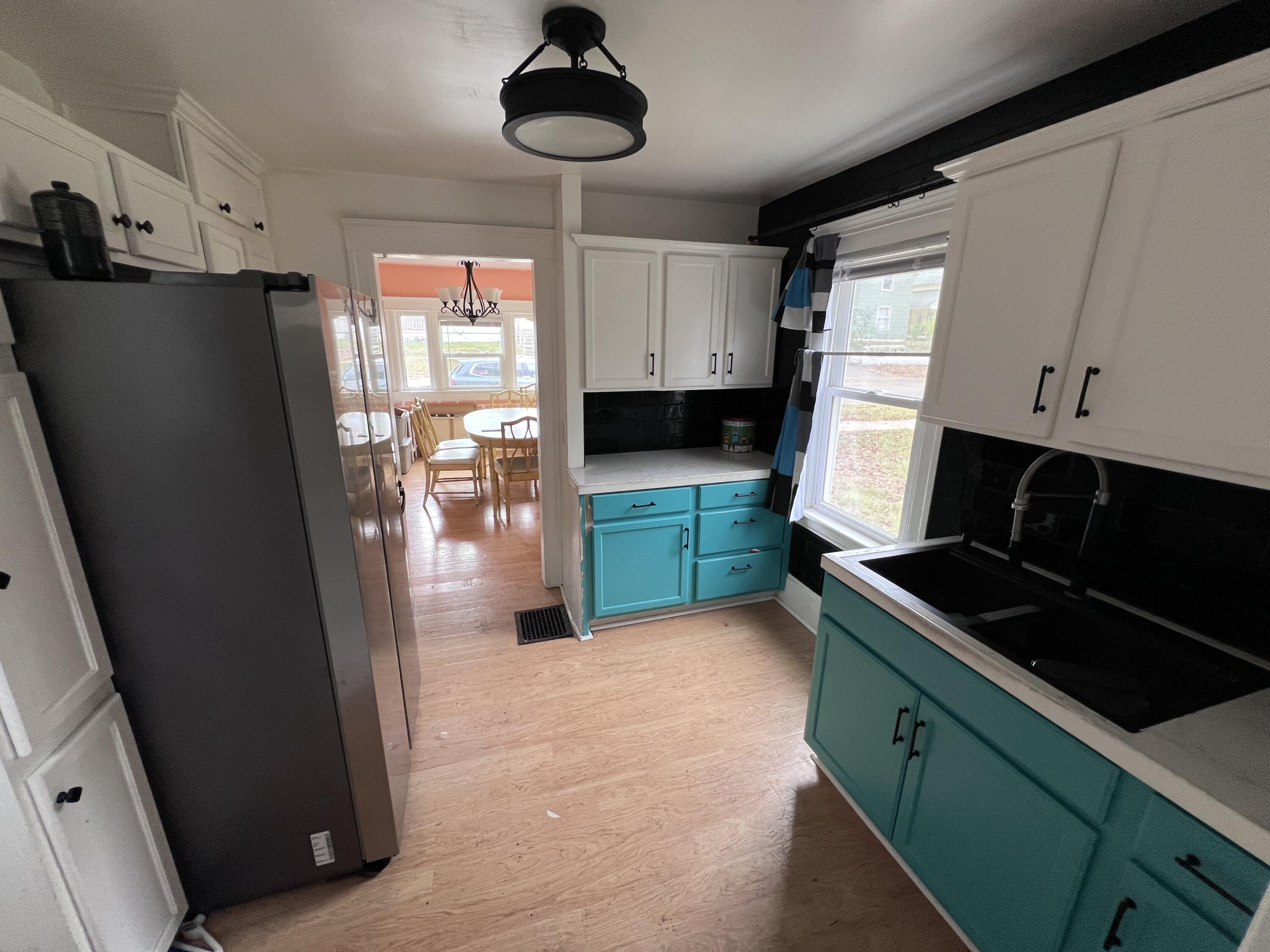 1516 Plymouth Street