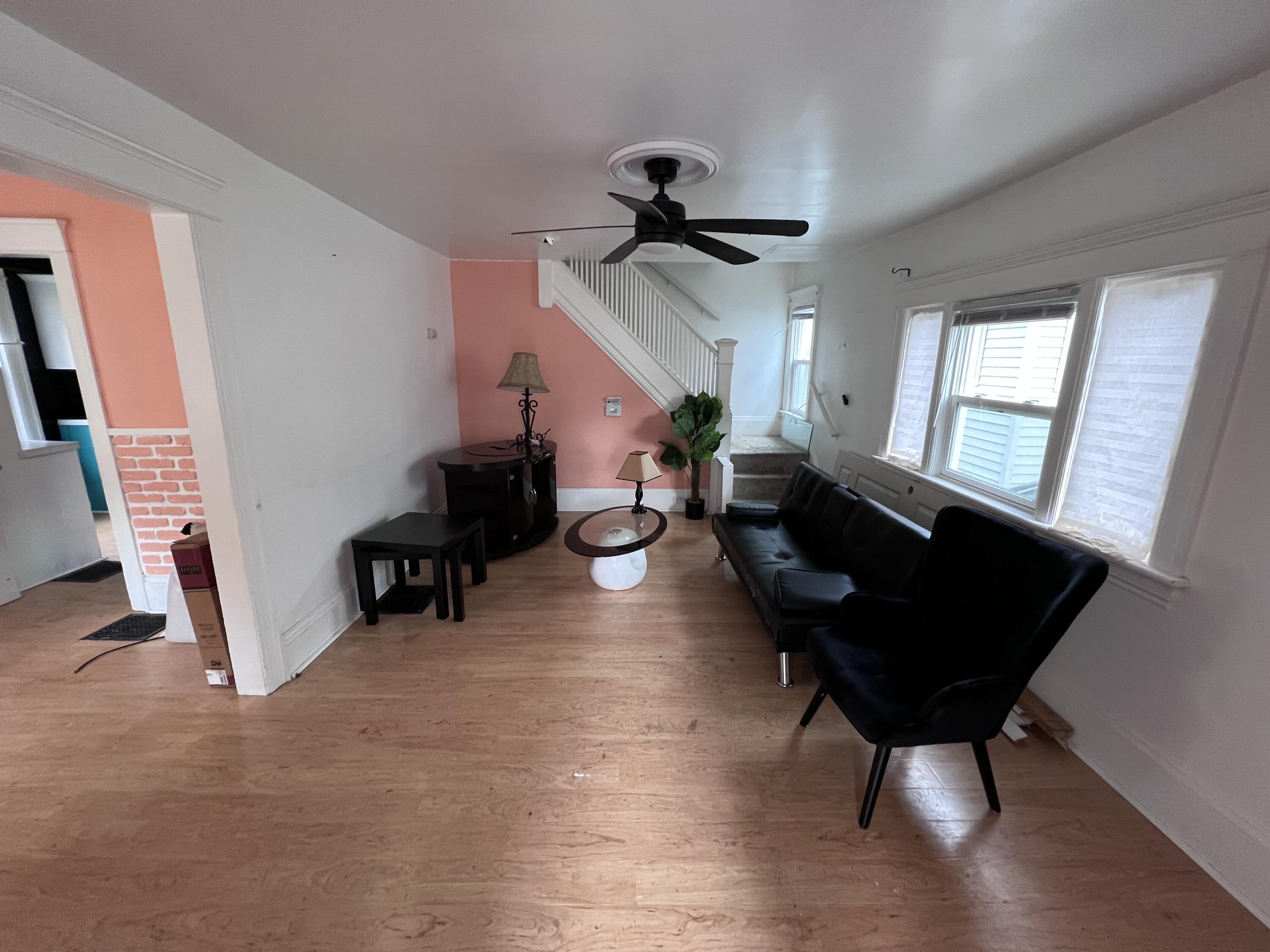 1516 Plymouth Street