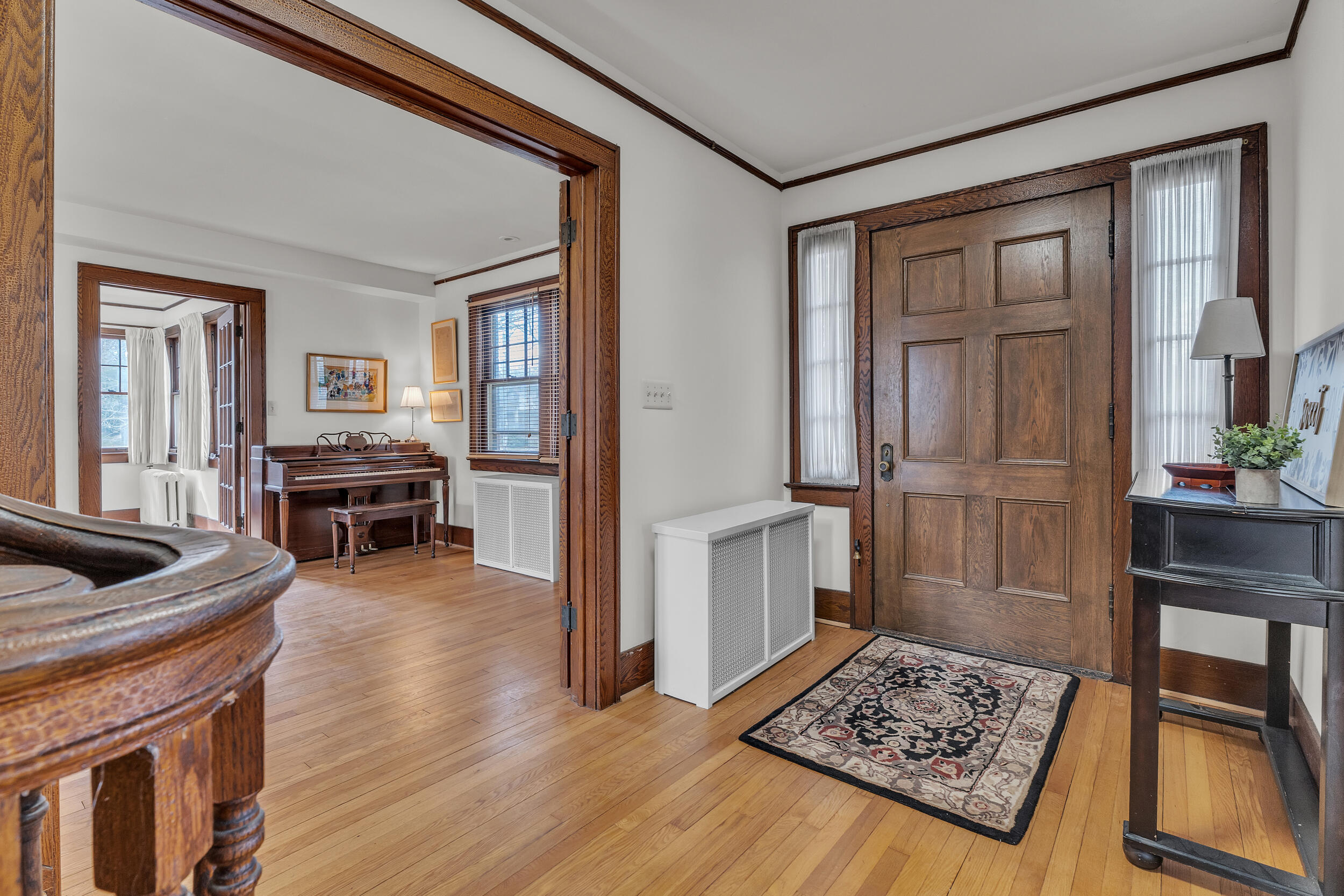 1033 Woodbridge Boulevard