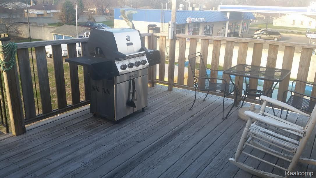 4661 E Nine Mile Road E