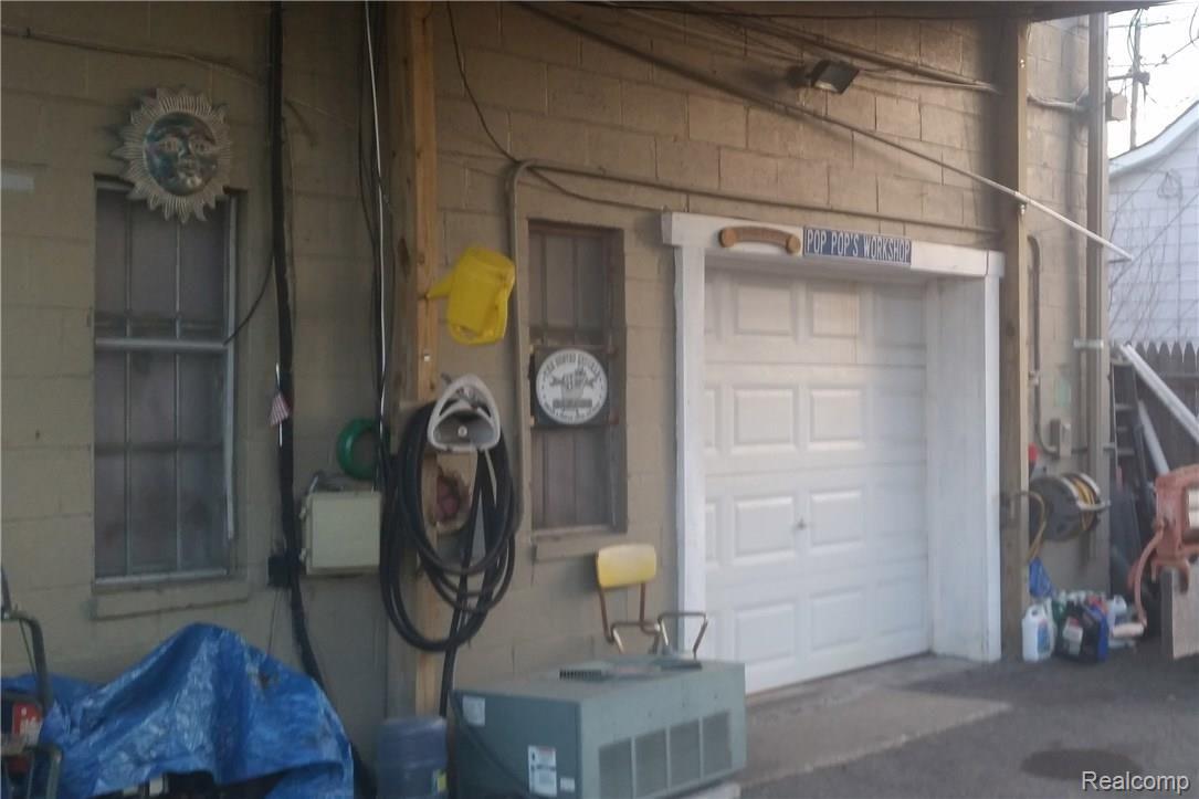 4661 E Nine Mile Road E