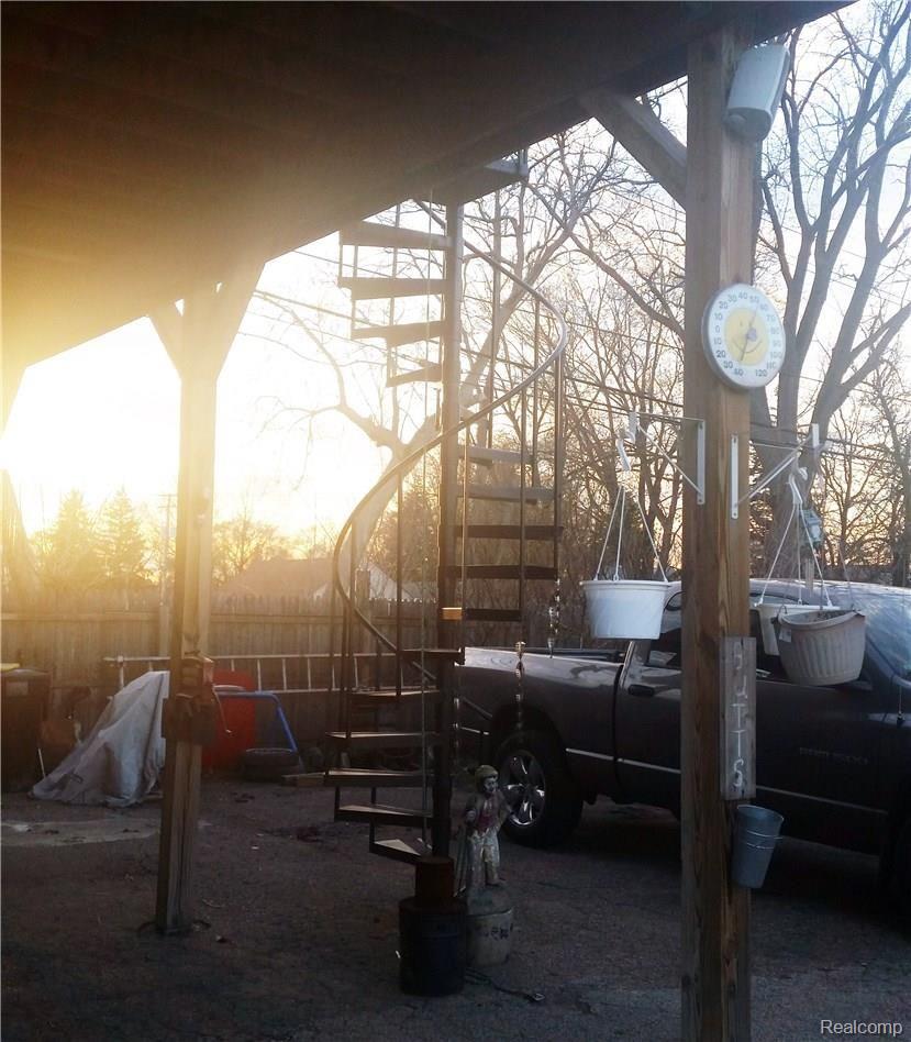 4661 E Nine Mile Road E