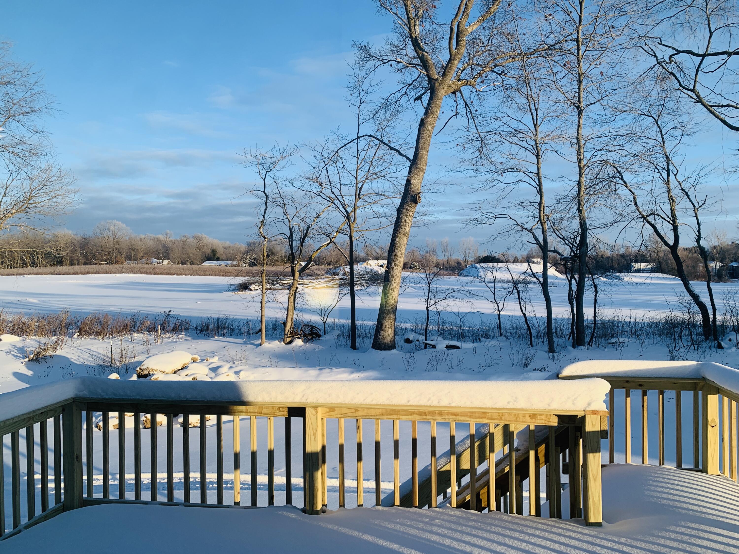 7873 Woodhurst Drive NE