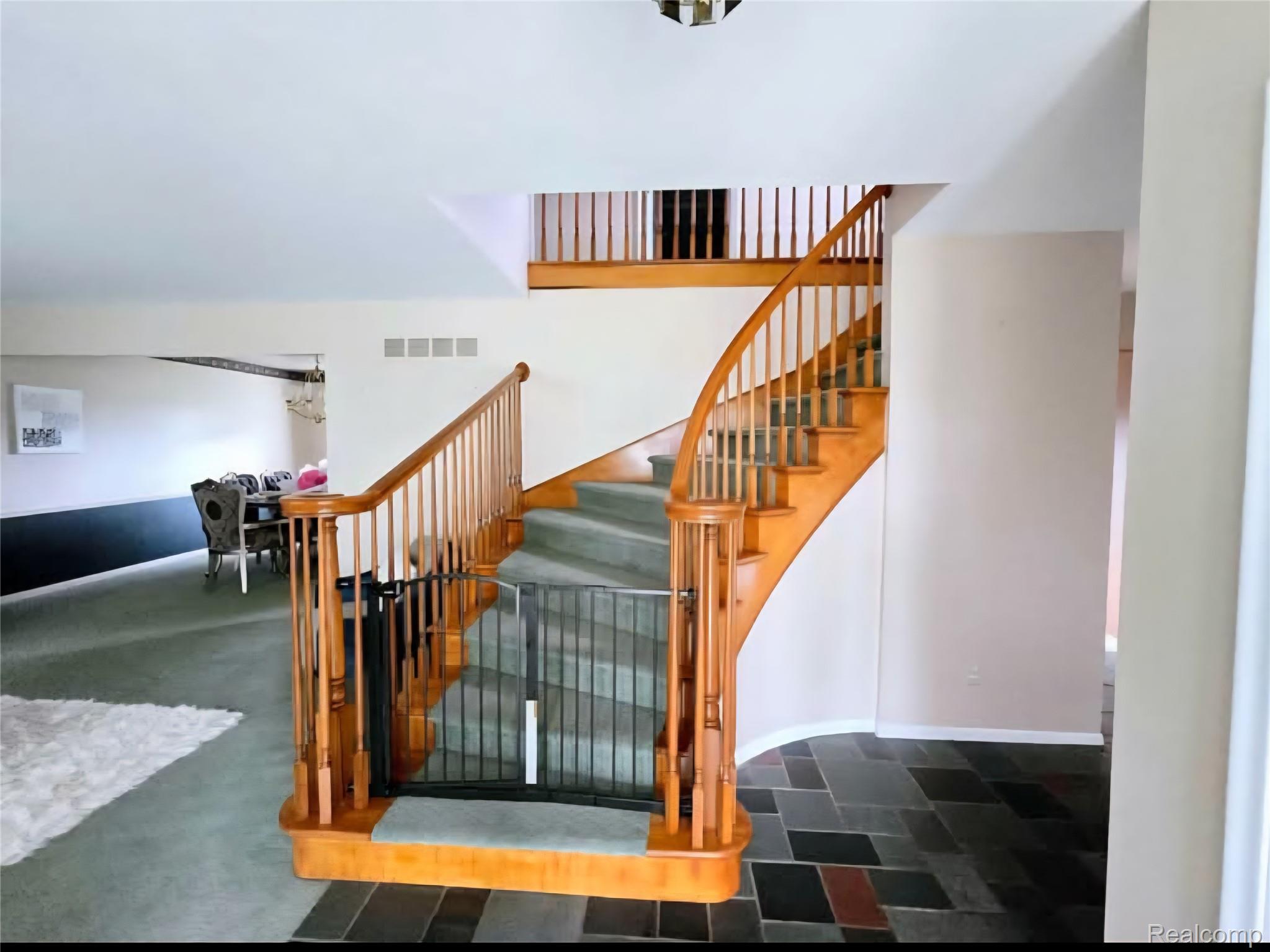 31929 Cambridge Drive