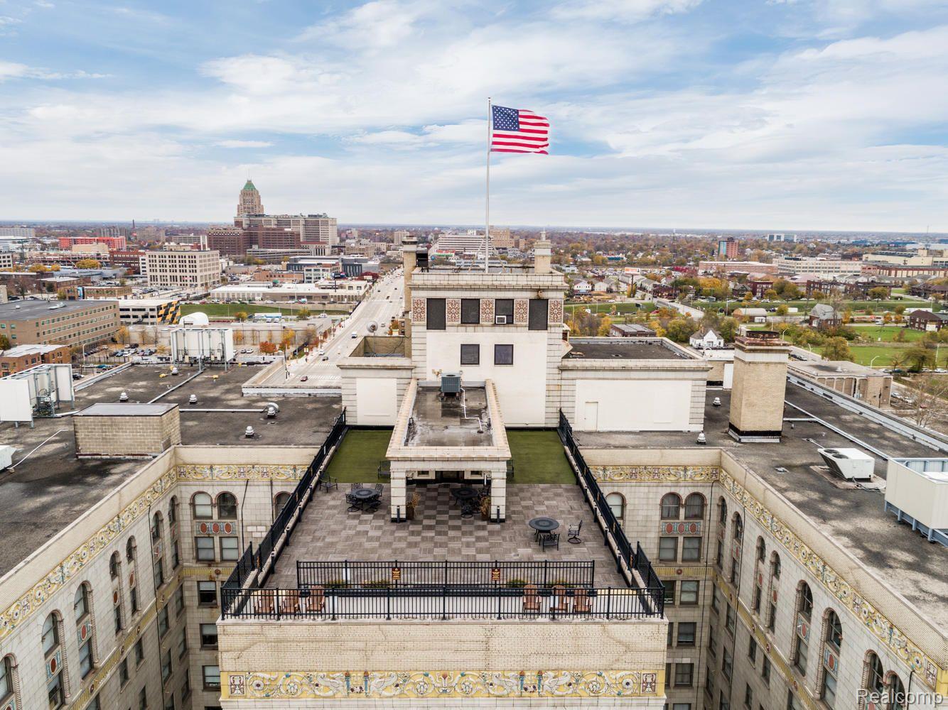 Detroit City, Michigan 48202, United States, 1 Bedroom Bedrooms, ,1 BathroomBathrooms,Residential,Active,150173