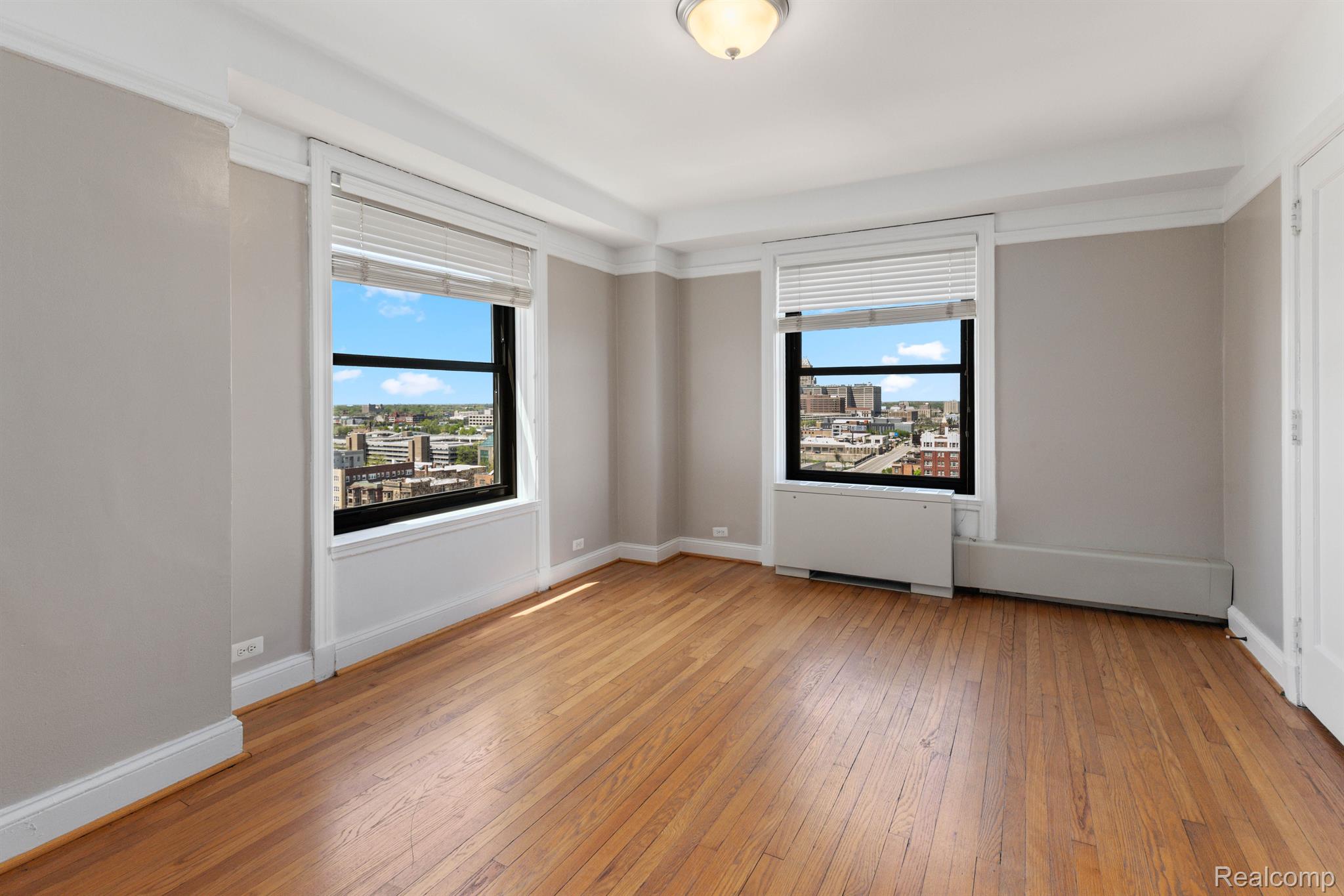 Detroit City, Michigan 48202, United States, 1 Bedroom Bedrooms, ,1 BathroomBathrooms,Residential,Active,150173