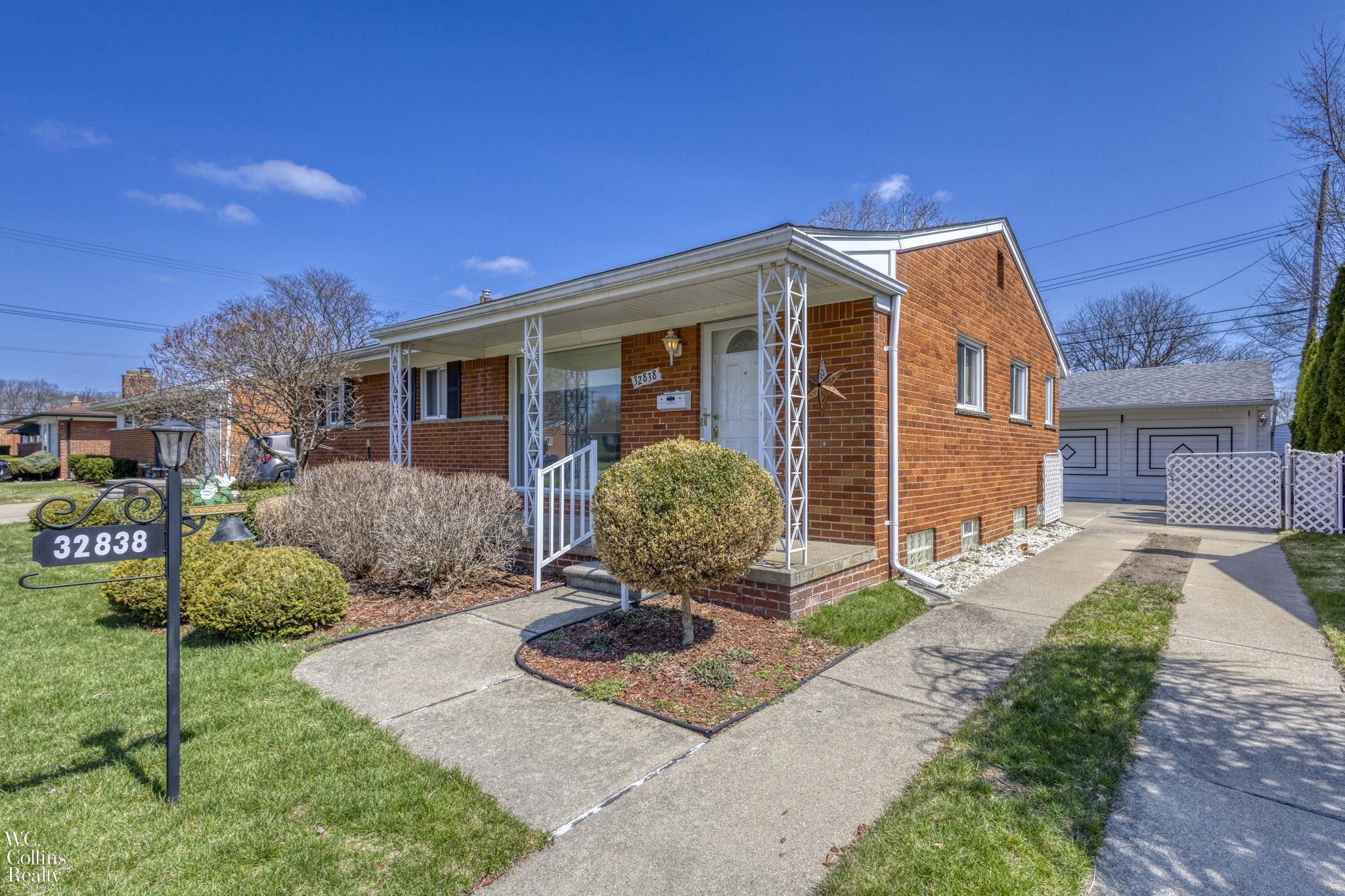 32838 Grinsell Drive