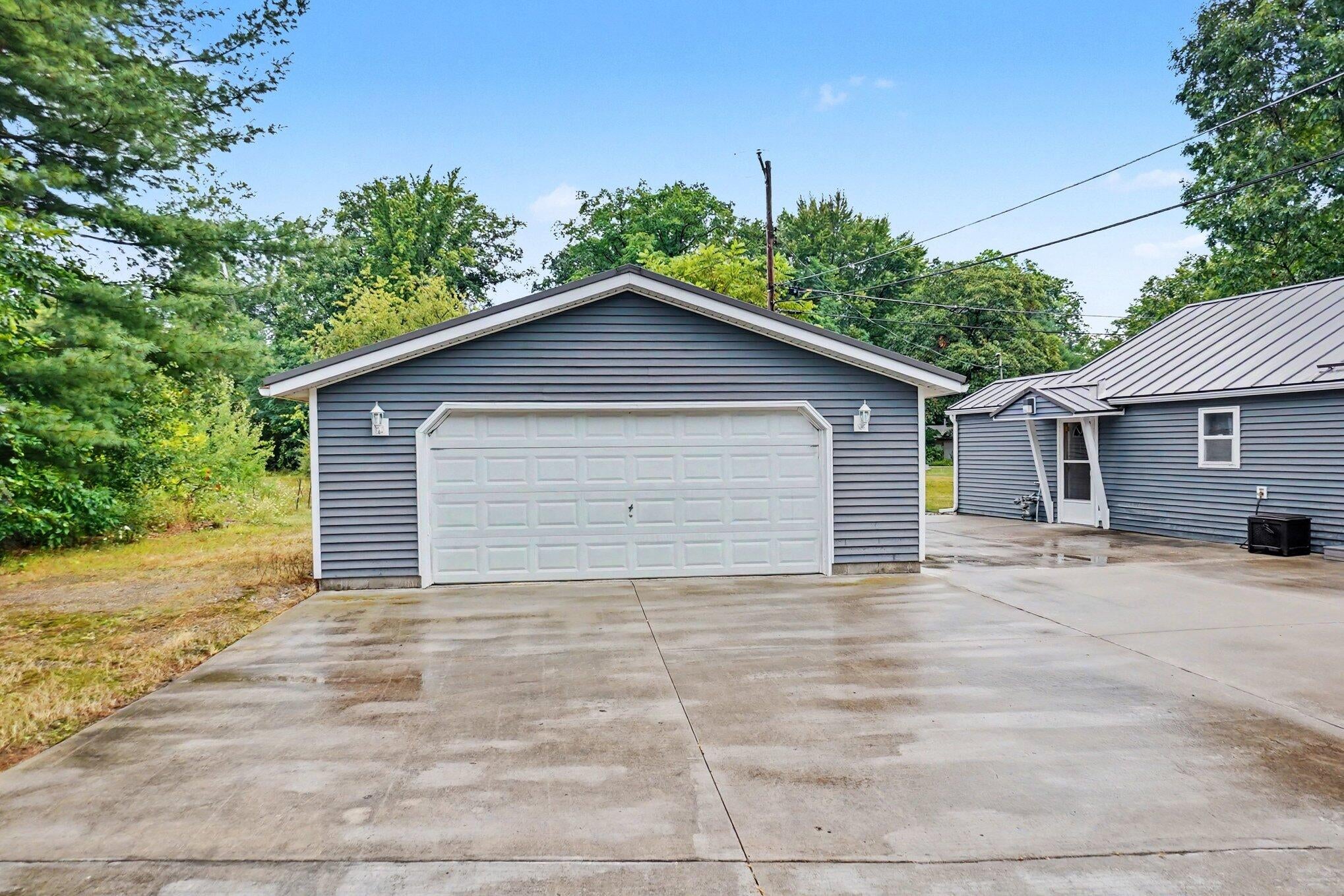 2339 W Midway Drive