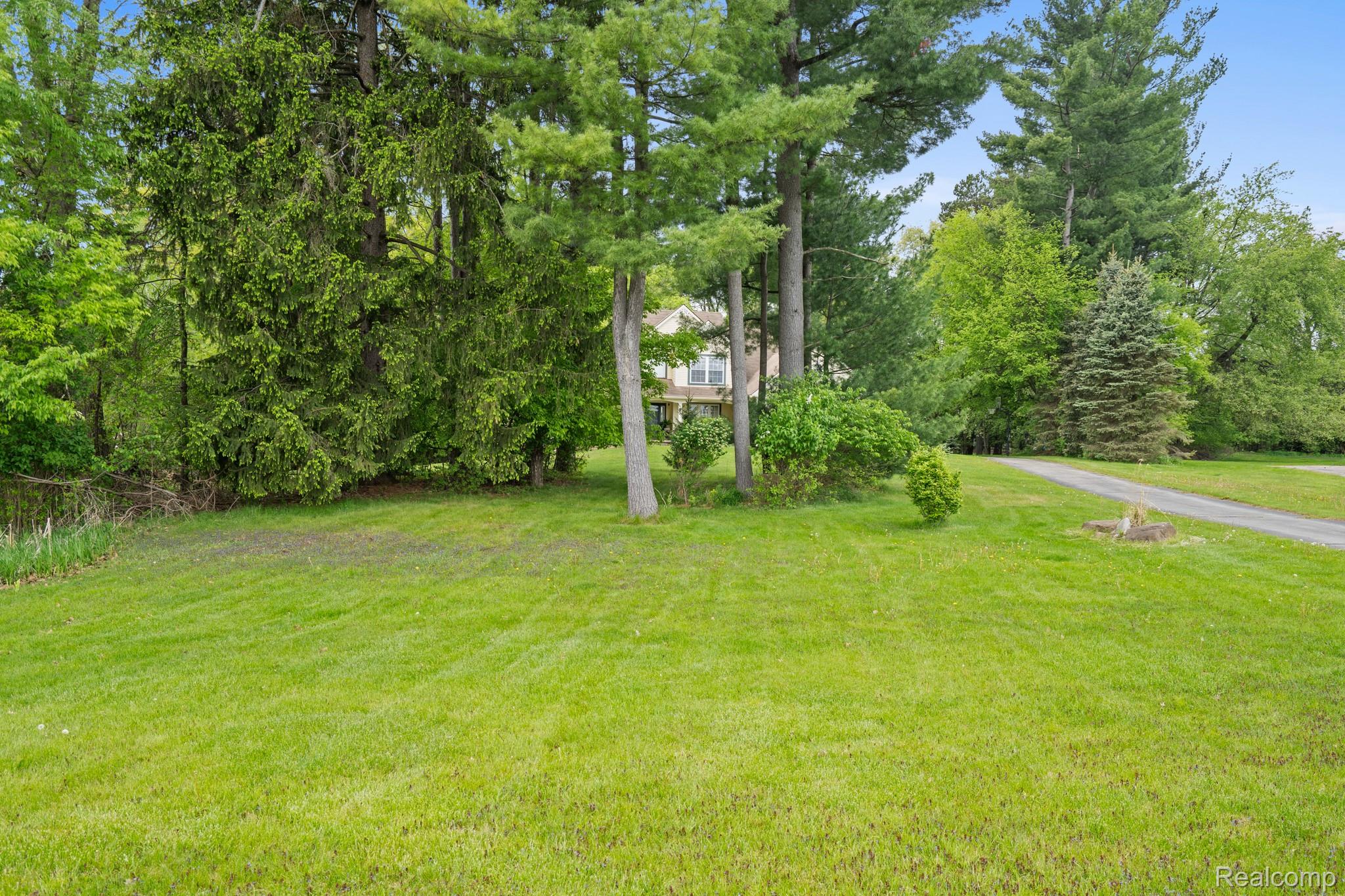 3079 Island Hills Drive