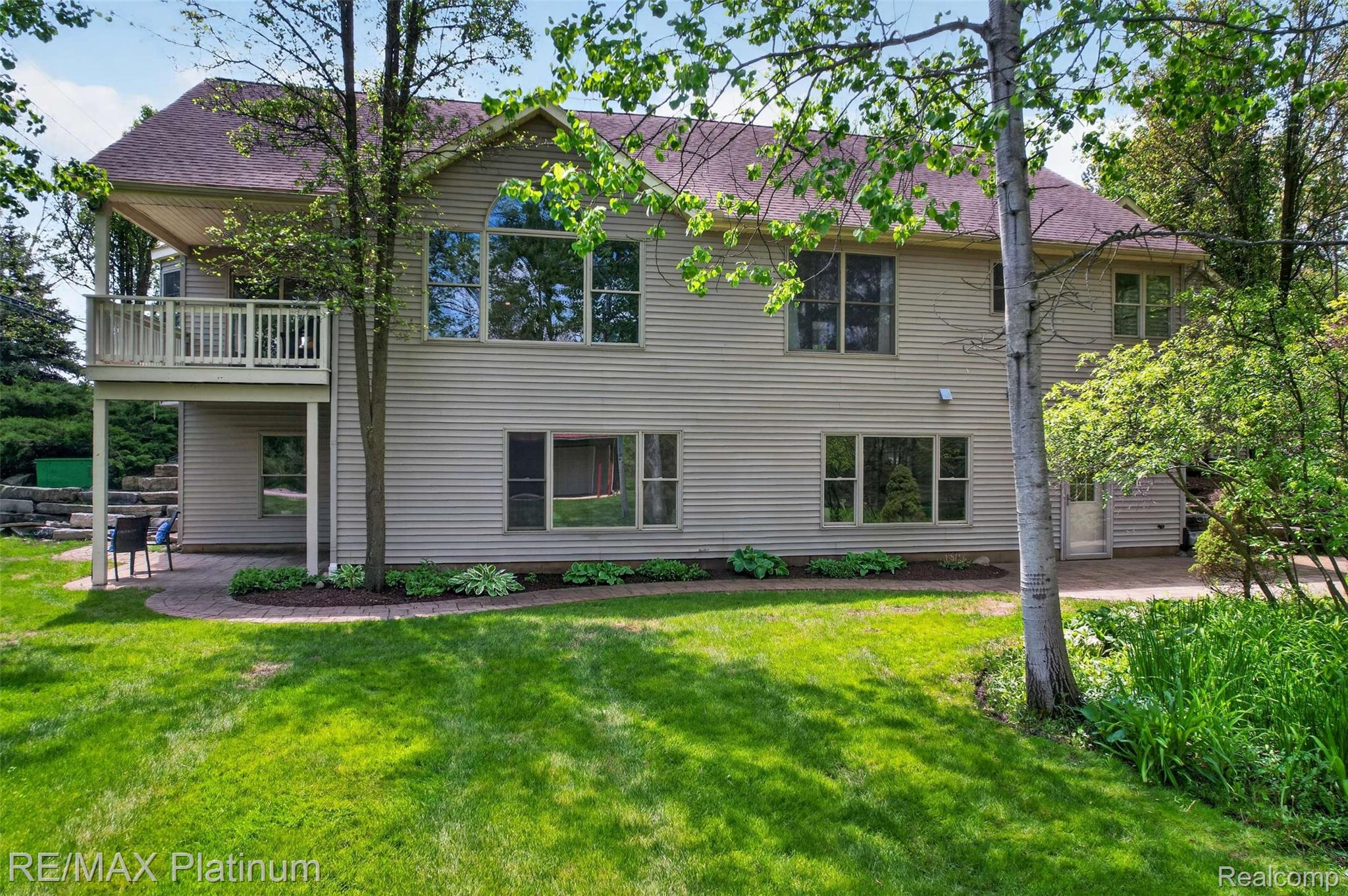 59360 Foxpointe Lane