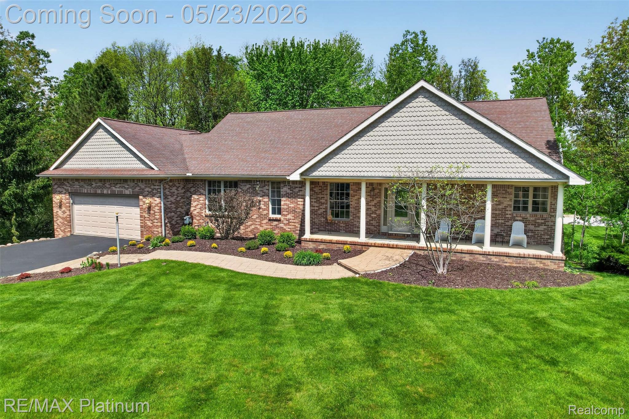 59360 Foxpointe Lane