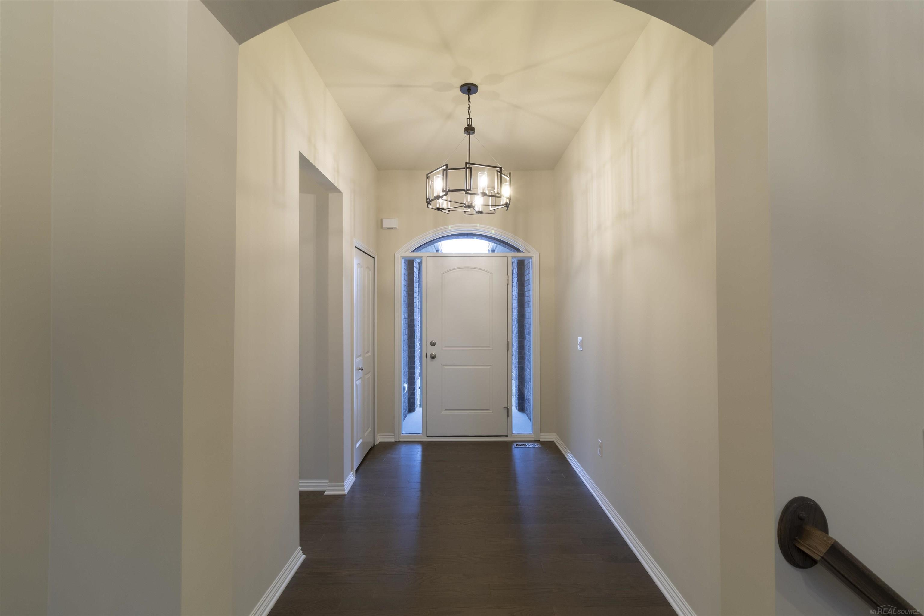 55671 Bay Oaks Court