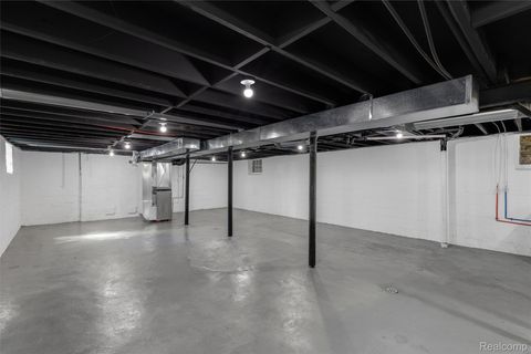 Tiny photo for 14895 Mapleridge Street, Detroit City, MI 48205 (MLS # 20251061001)