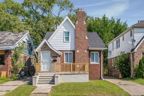 Photo of 14895 Mapleridge Street, Detroit City, MI 48205 (MLS # 20251061001)