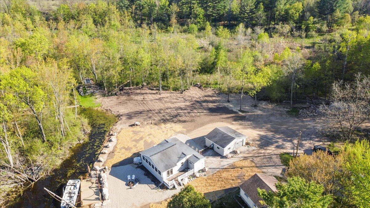 136 Pleasant Drive