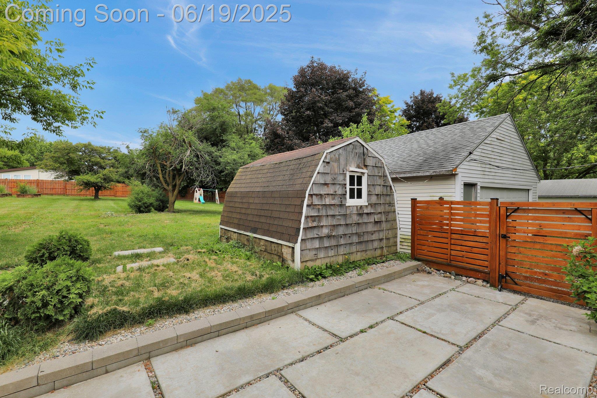 2245 Lodge Road
